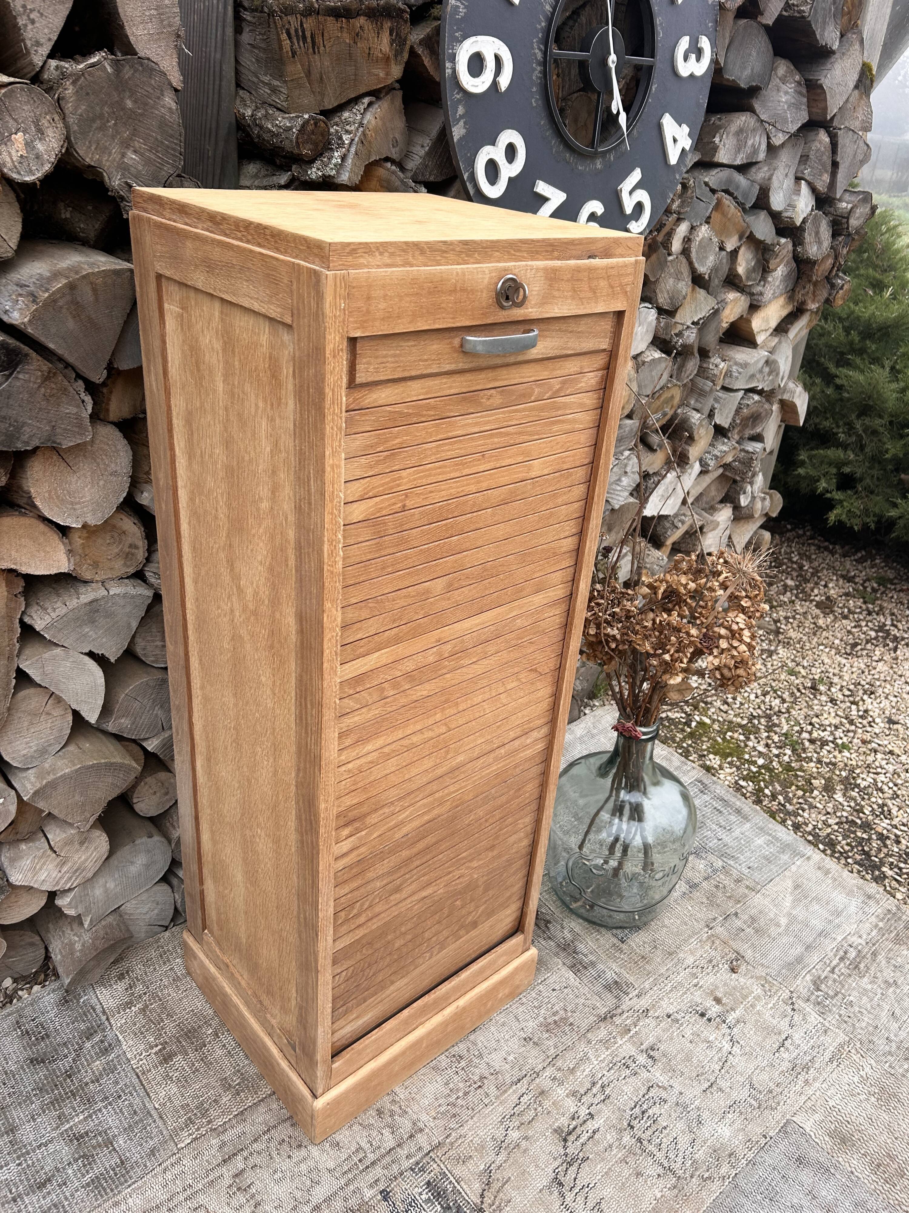 Curtain cabinet furniture