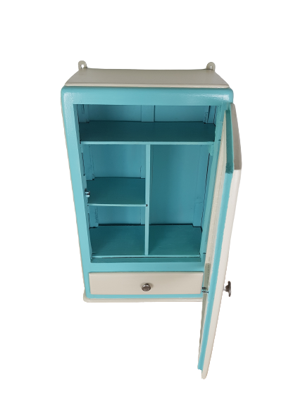 Pharmacy cabinet