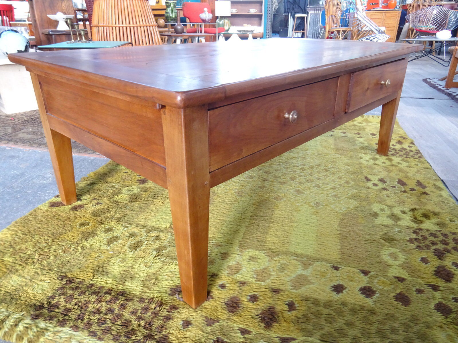 "Farm" drawers coffee table on both sides