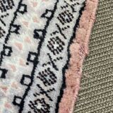 Small handmade Pakistani wool rug - 88x64cm