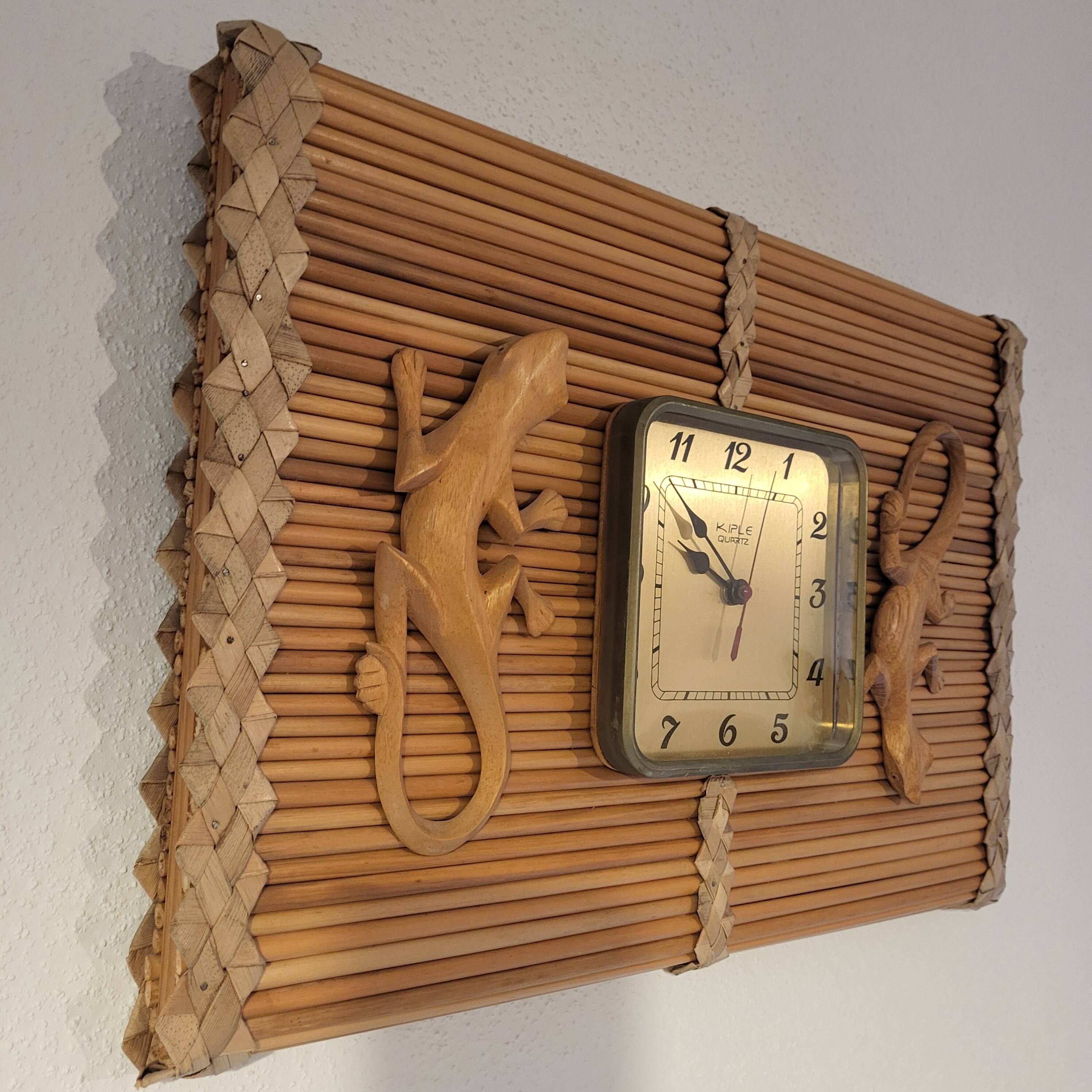 Horloge Kiple ,en bambou et billes ,année 60