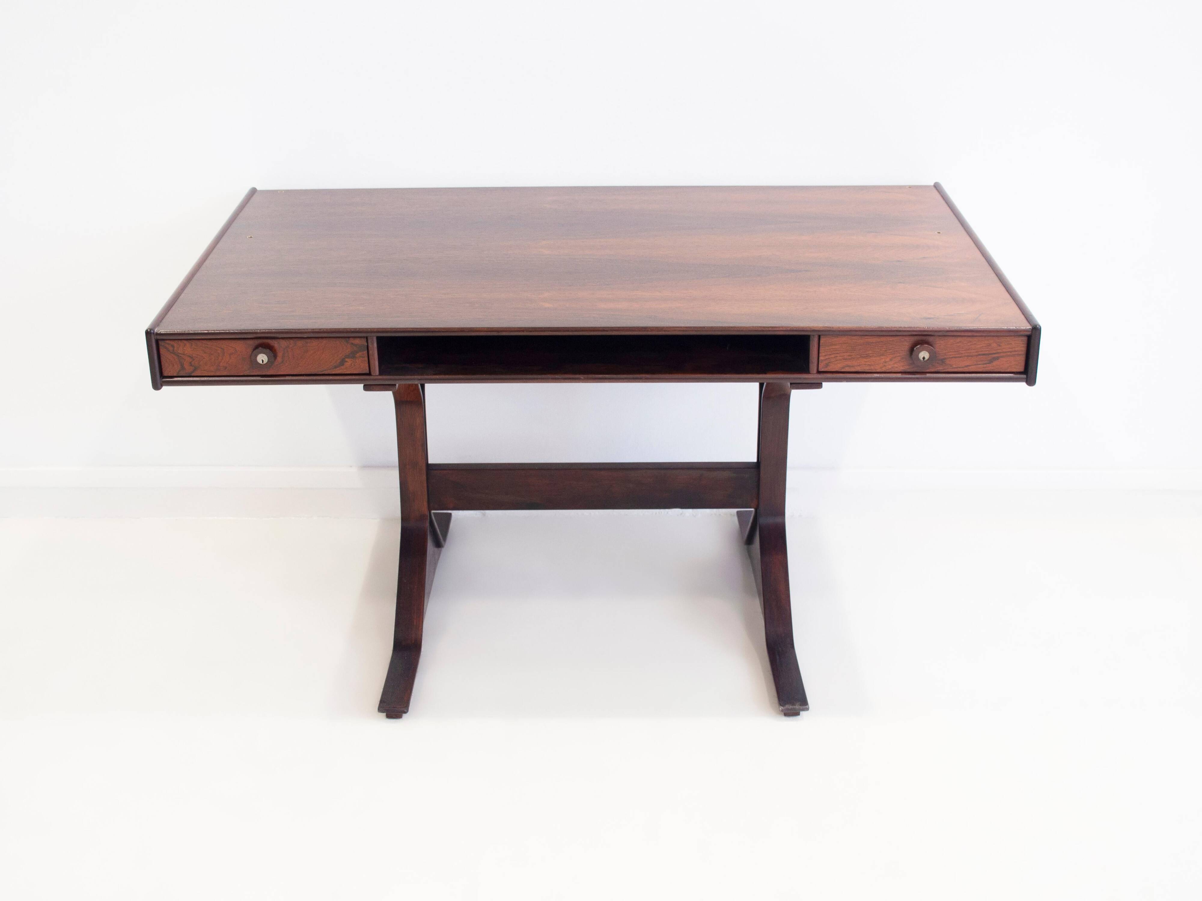 Modern mid-century wooden desk by Gianfranco Frattini for Bernini