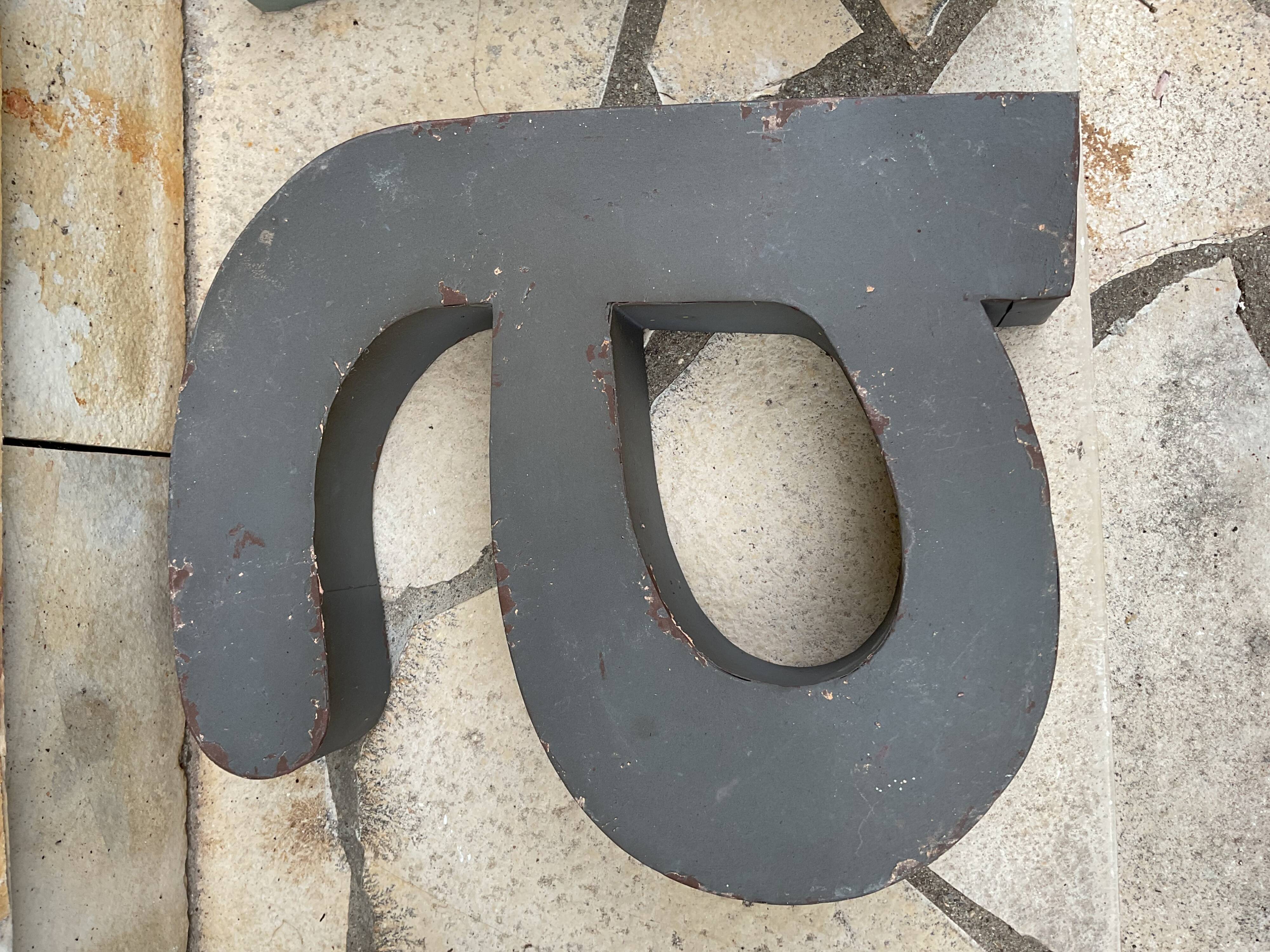 BAR metal letters