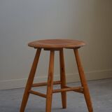 Round beech stool by a Danish cabinetmaker, mid-century modern, 1970s.
