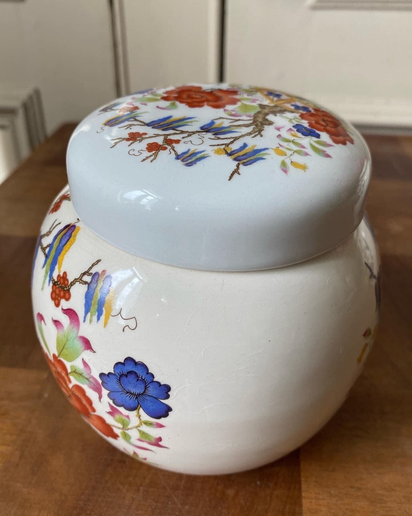 Set of two English ceramic pots