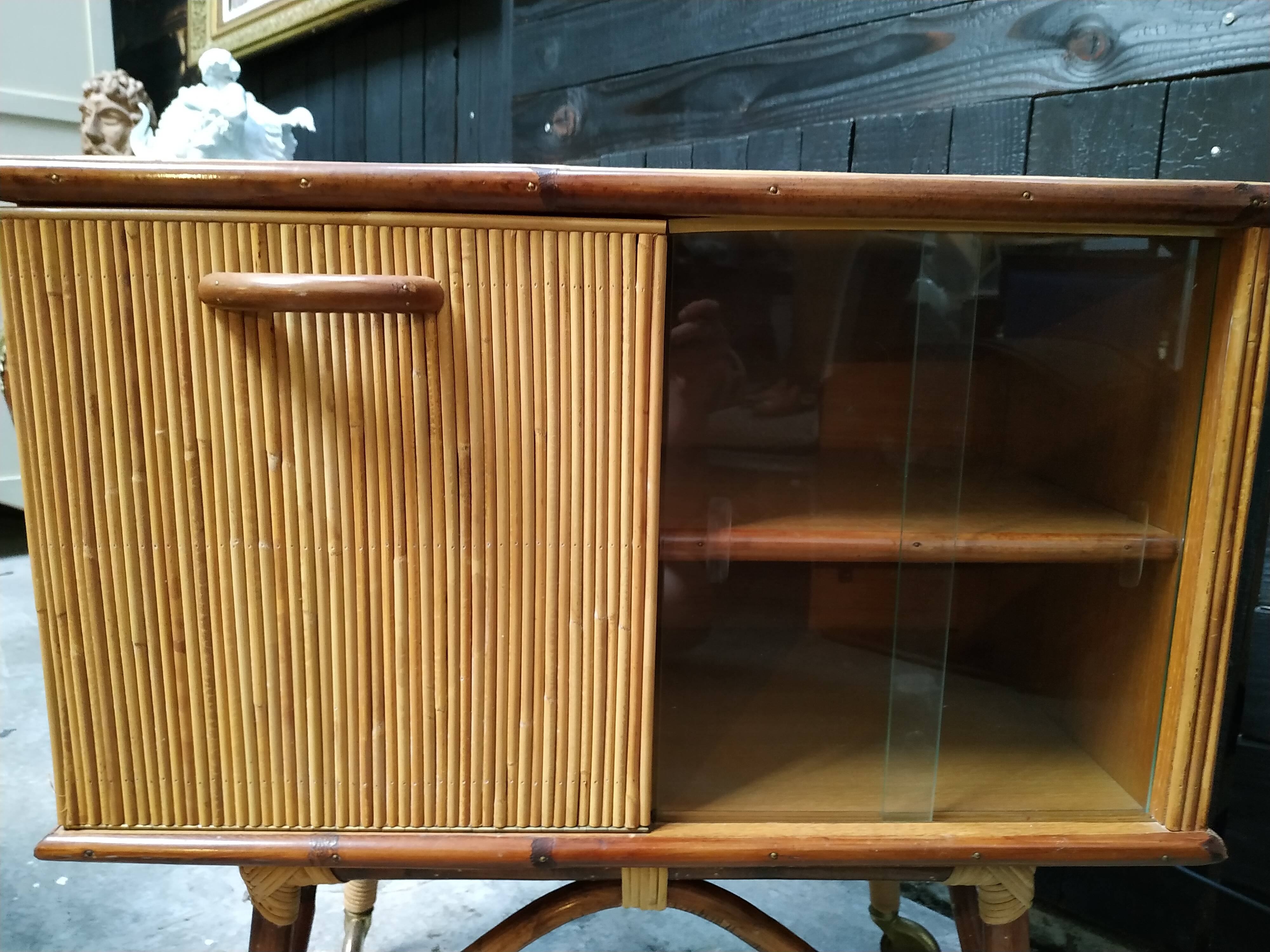 Meuble bar vintage en bambou