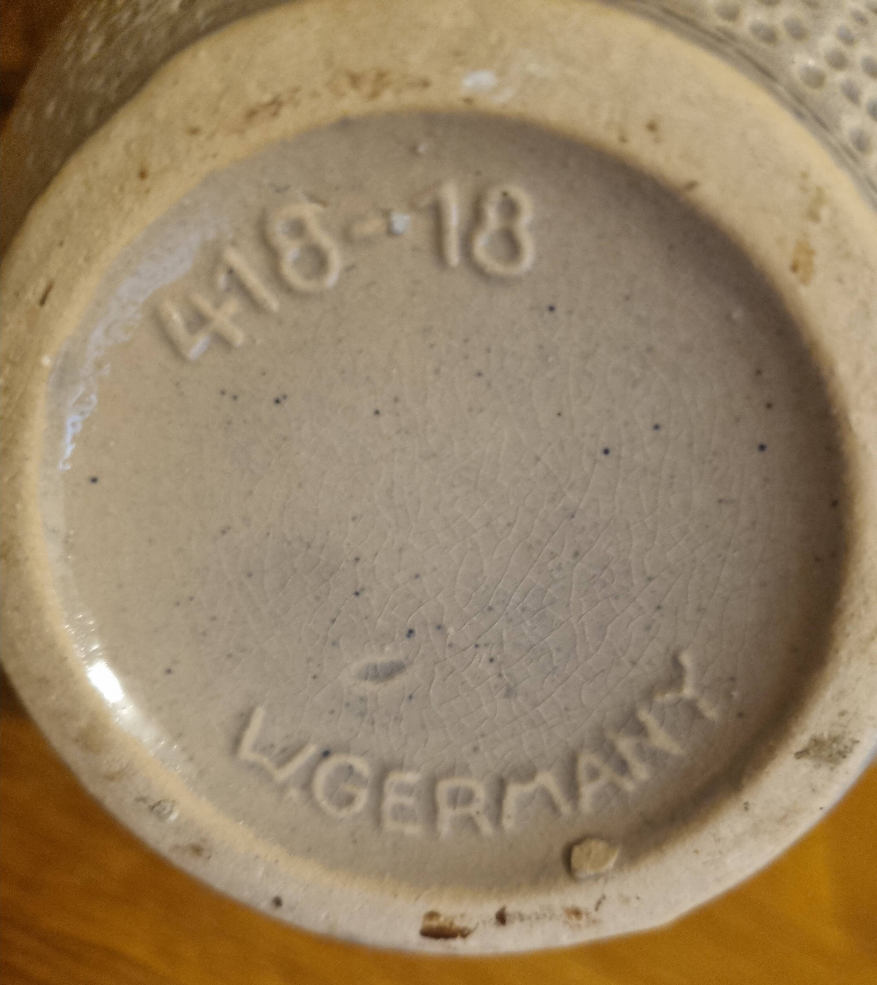 Scheurich West Germany 418-18 pitcher-shaped vase