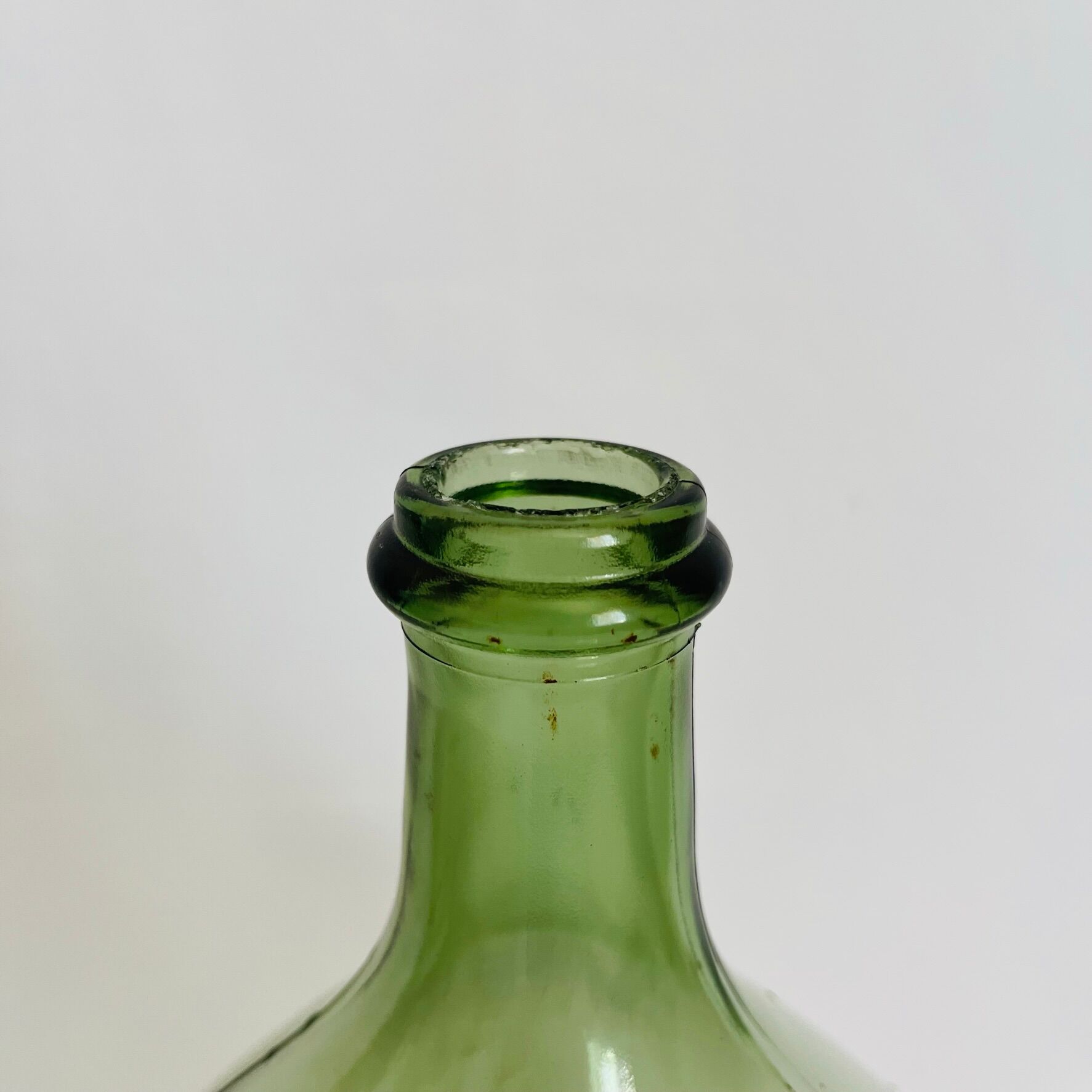Dame jeanne ancienne 5l vert clair