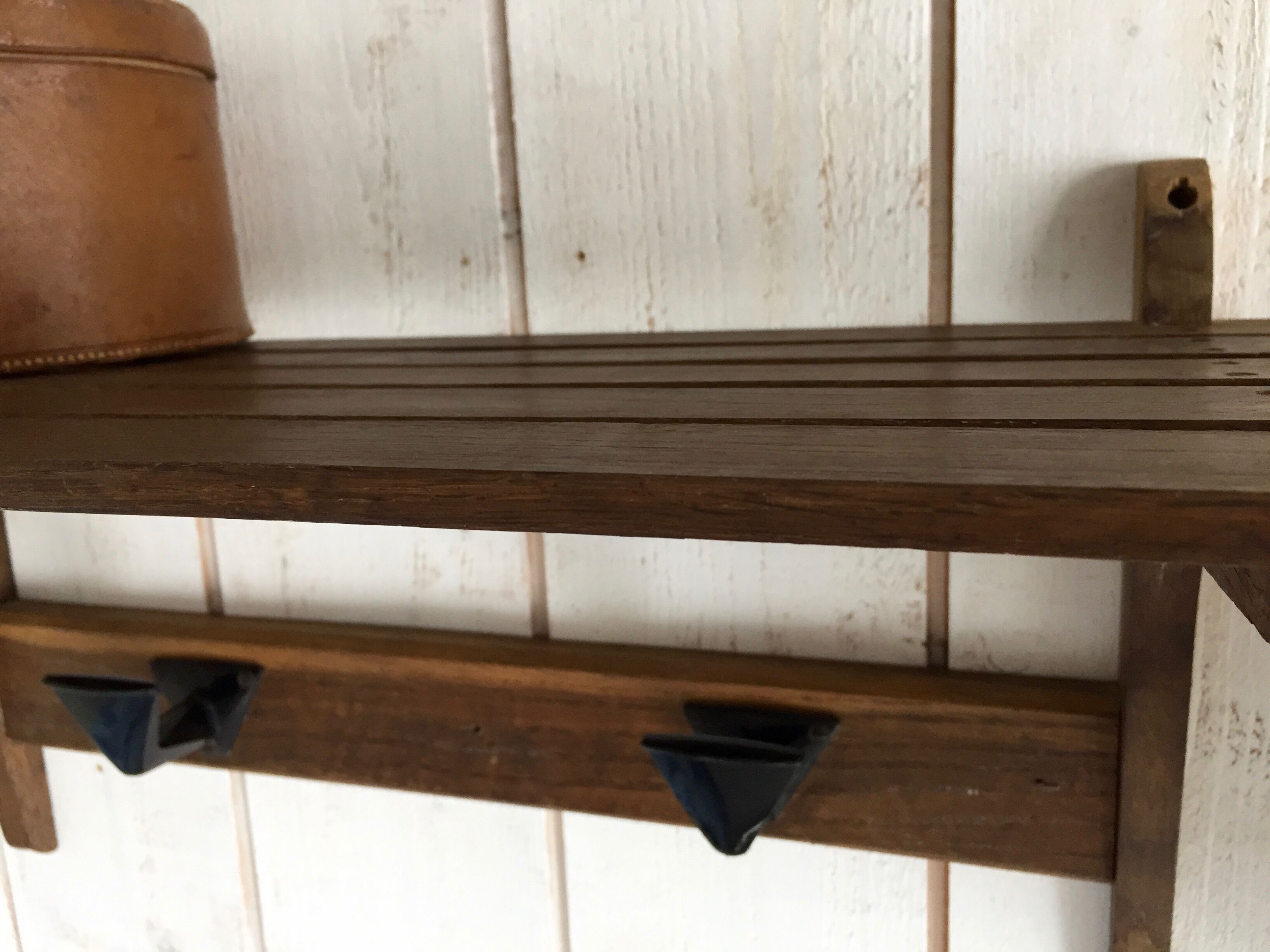 Old coat/hats holder