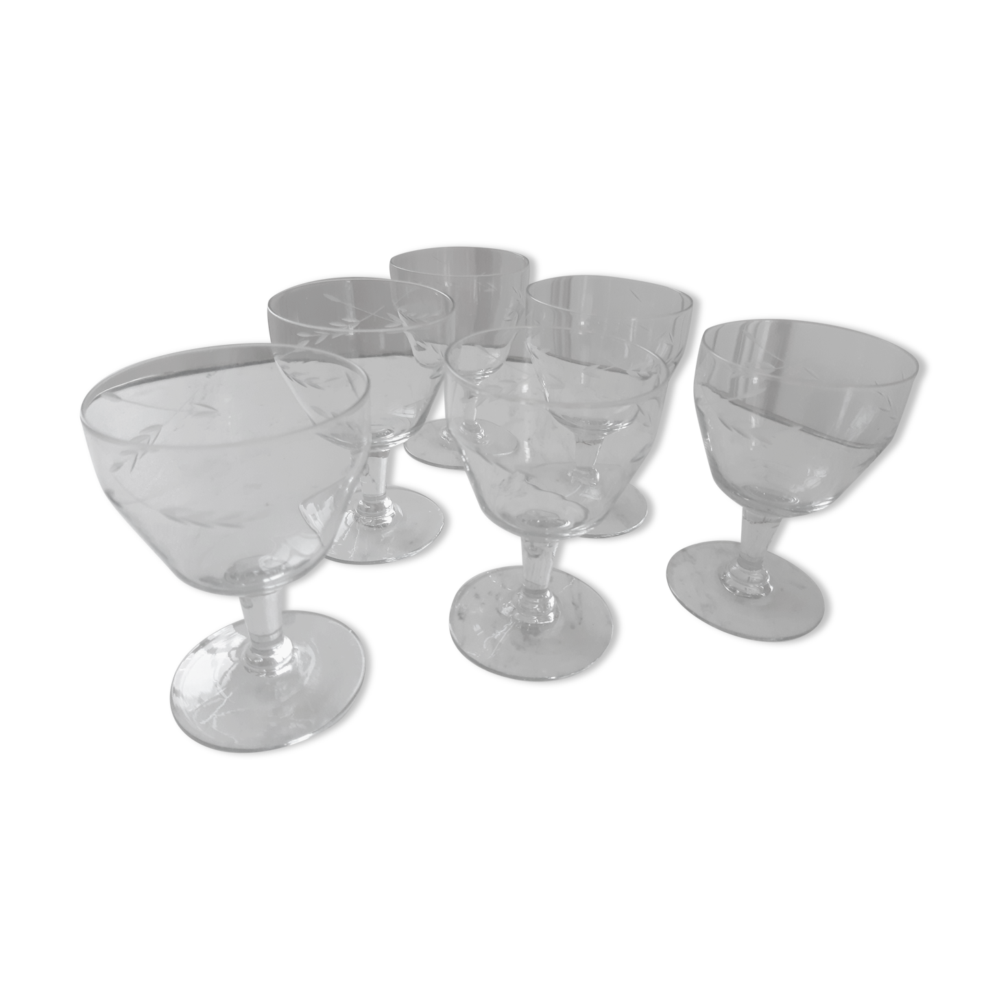 Set of 6 crystal wine glasses engraved years 20-30