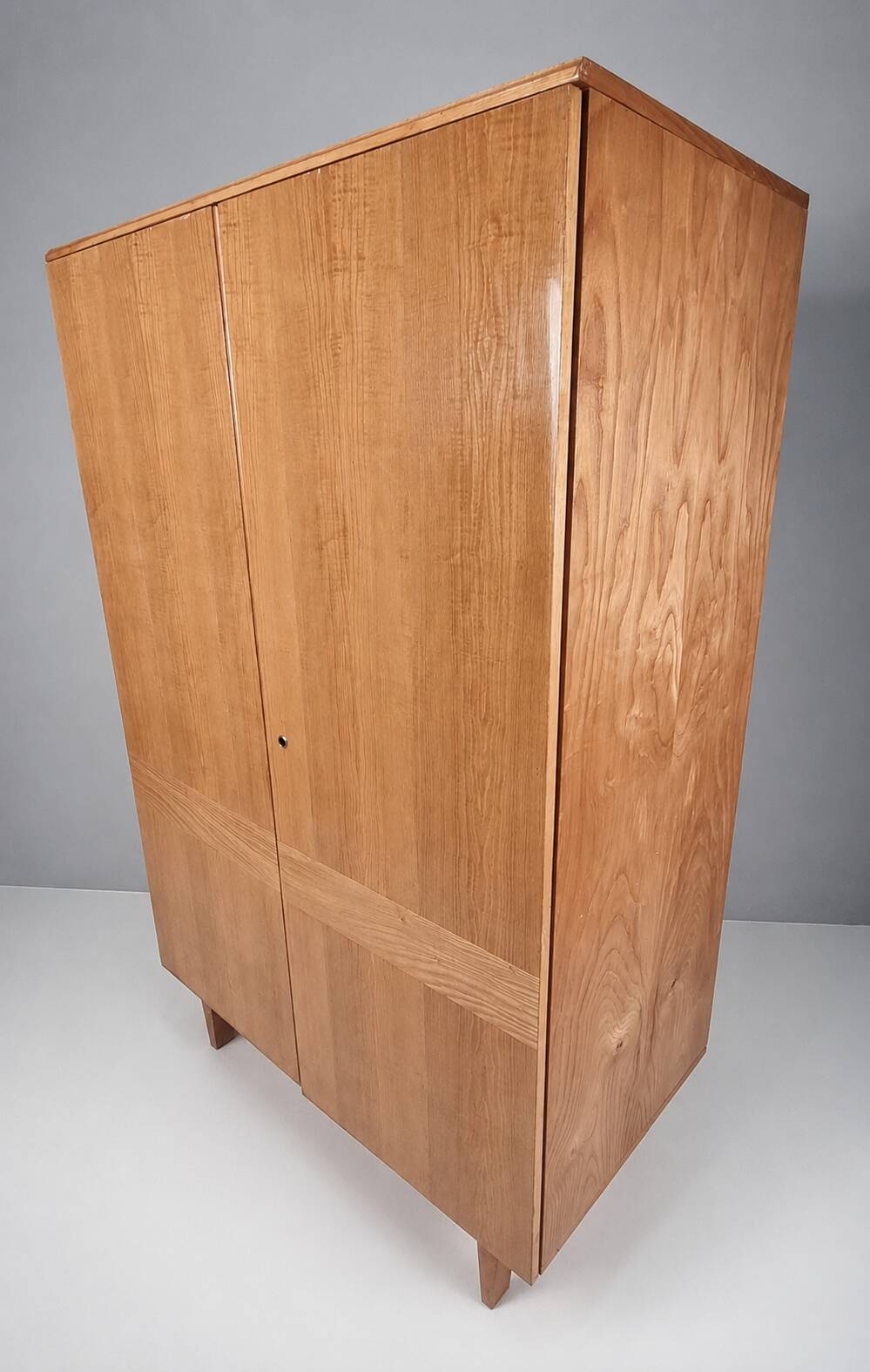 Vintage Wardrobe by Francisek Mezulanik, 1960s