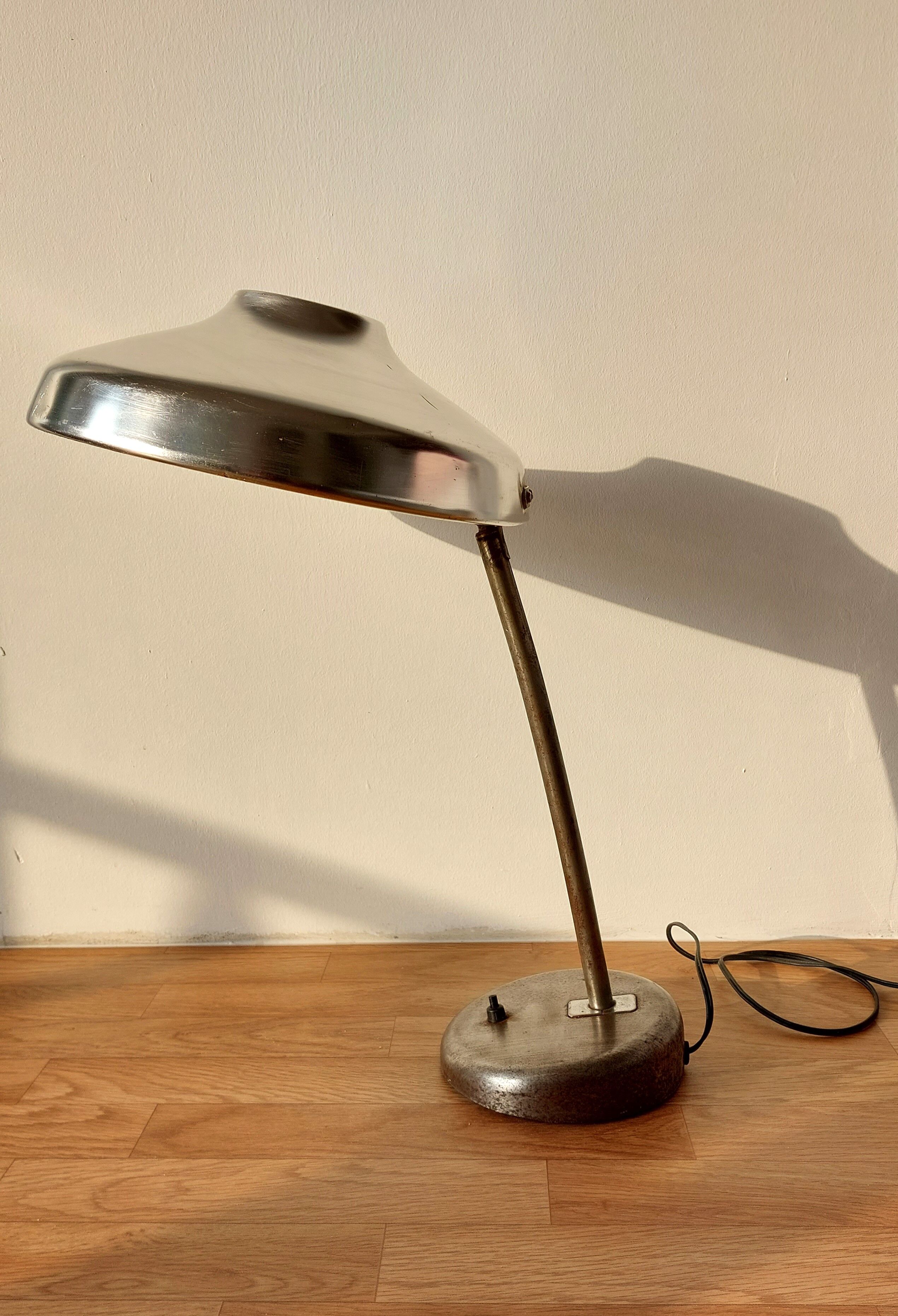 Industrial desk lamp style flying saucer, 1960.