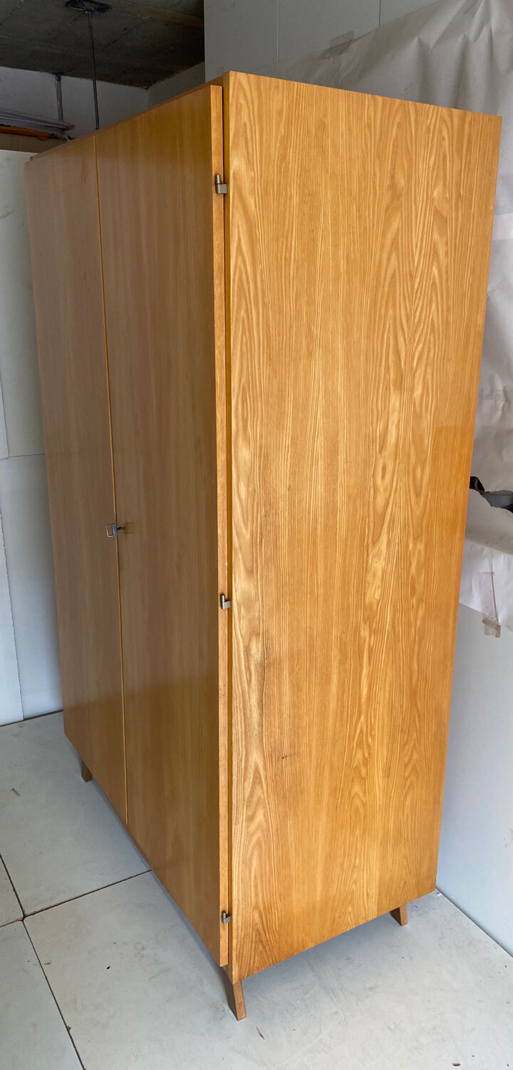 Vintage wardrobe feet compass