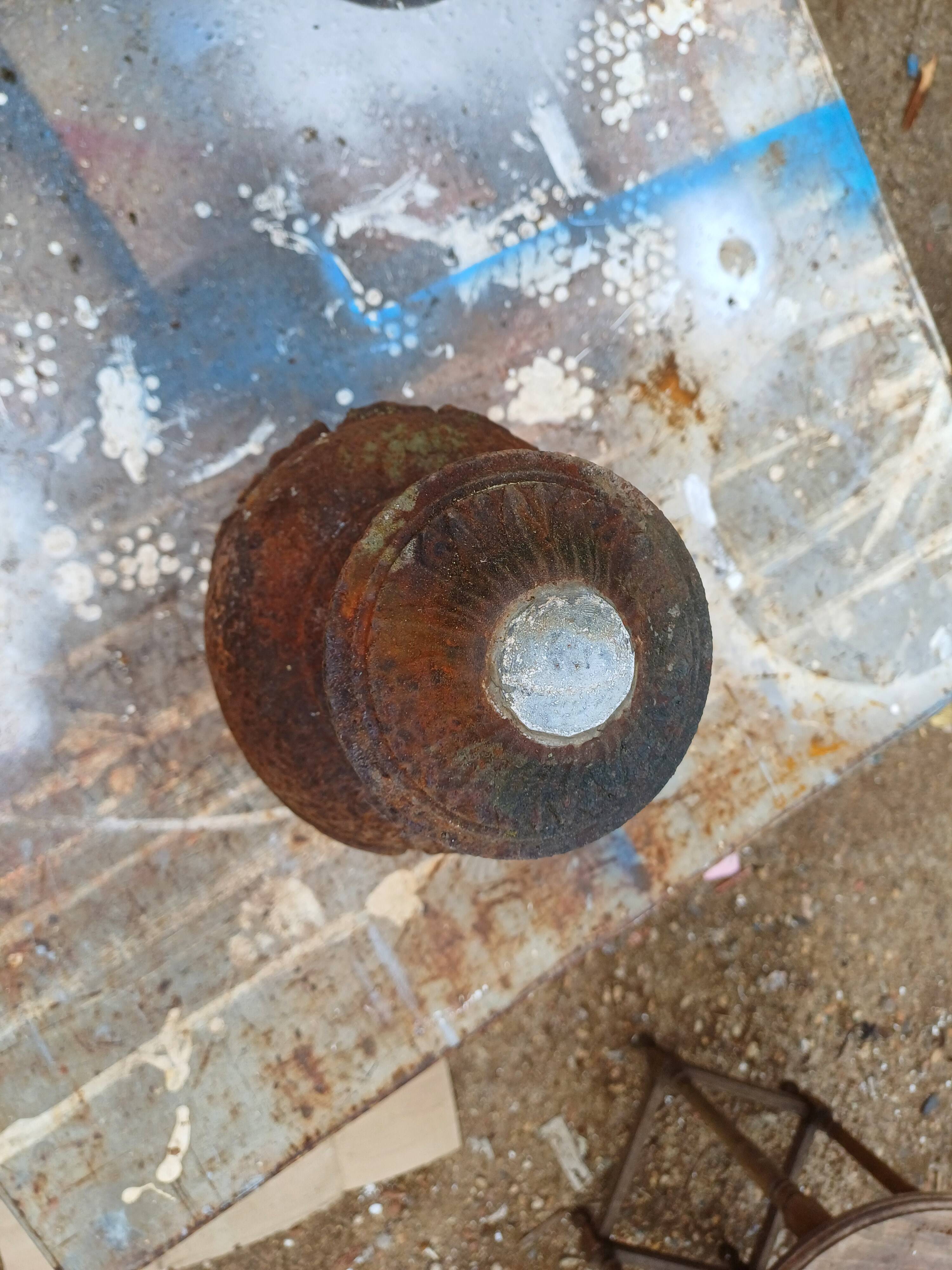 Pair of Cast Iron Fire Pots 1900: Charleville - Mézières