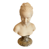 Buste femme en albâtre