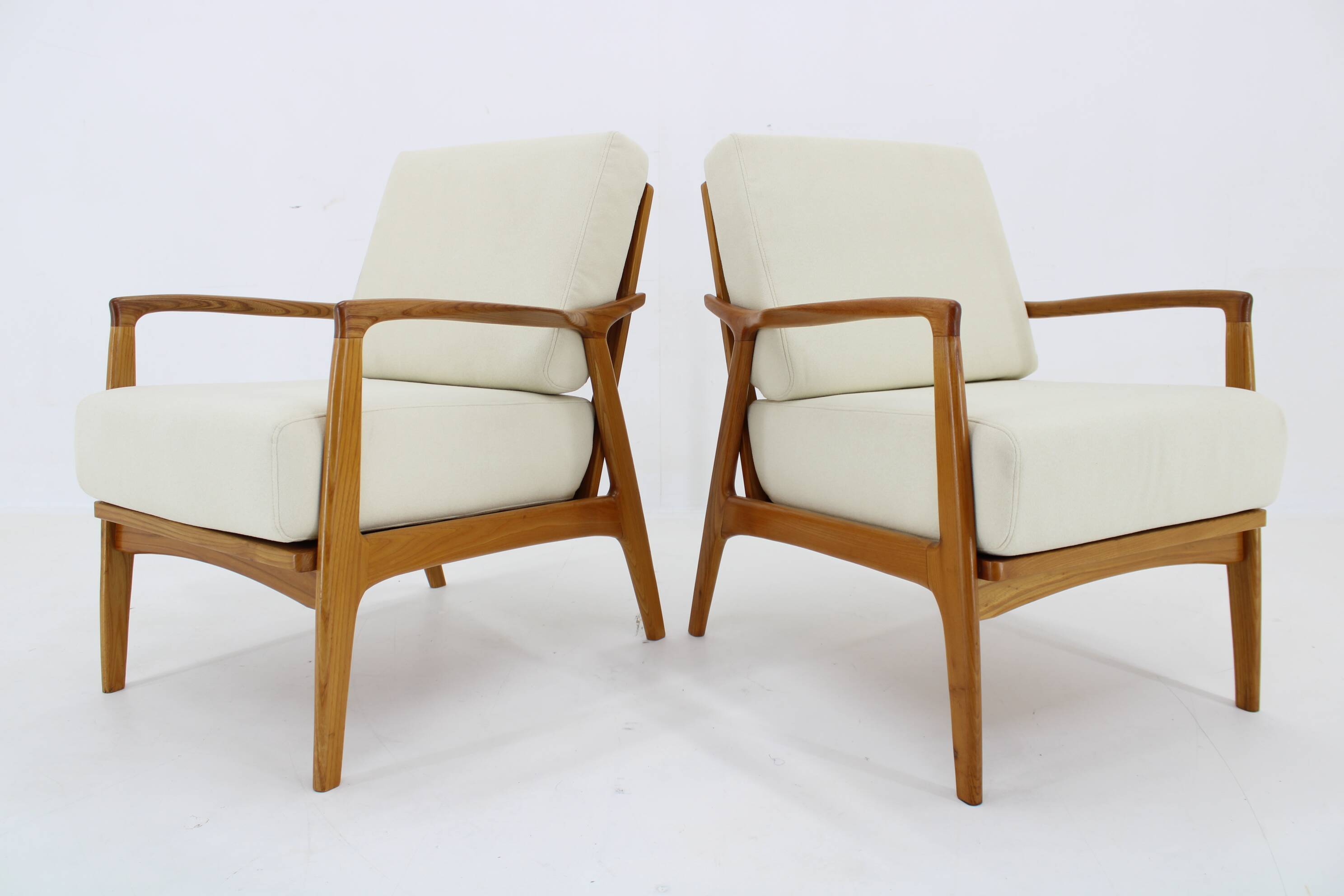 1970s Pair of Restored Armchairs by Drevotvar, Czechoslovakia