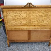 Antique style headboard