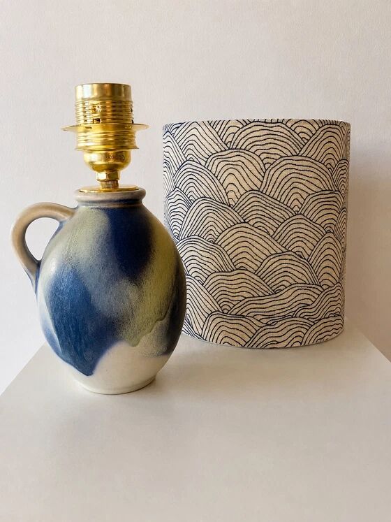 Small wireless West German pottery vase lamp with Japanese shade.