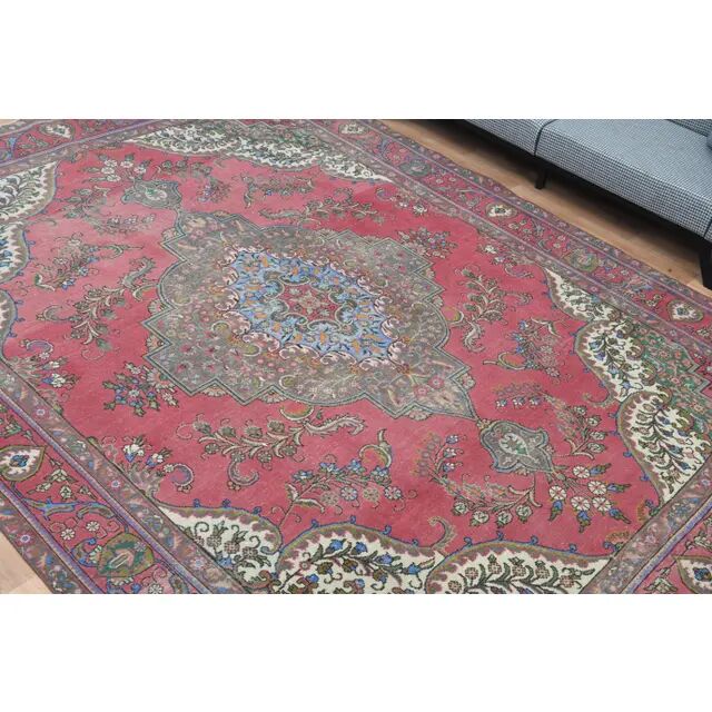 1970s Vintage Persian Handmade Wool Pink Oversized Area Rug 279x390