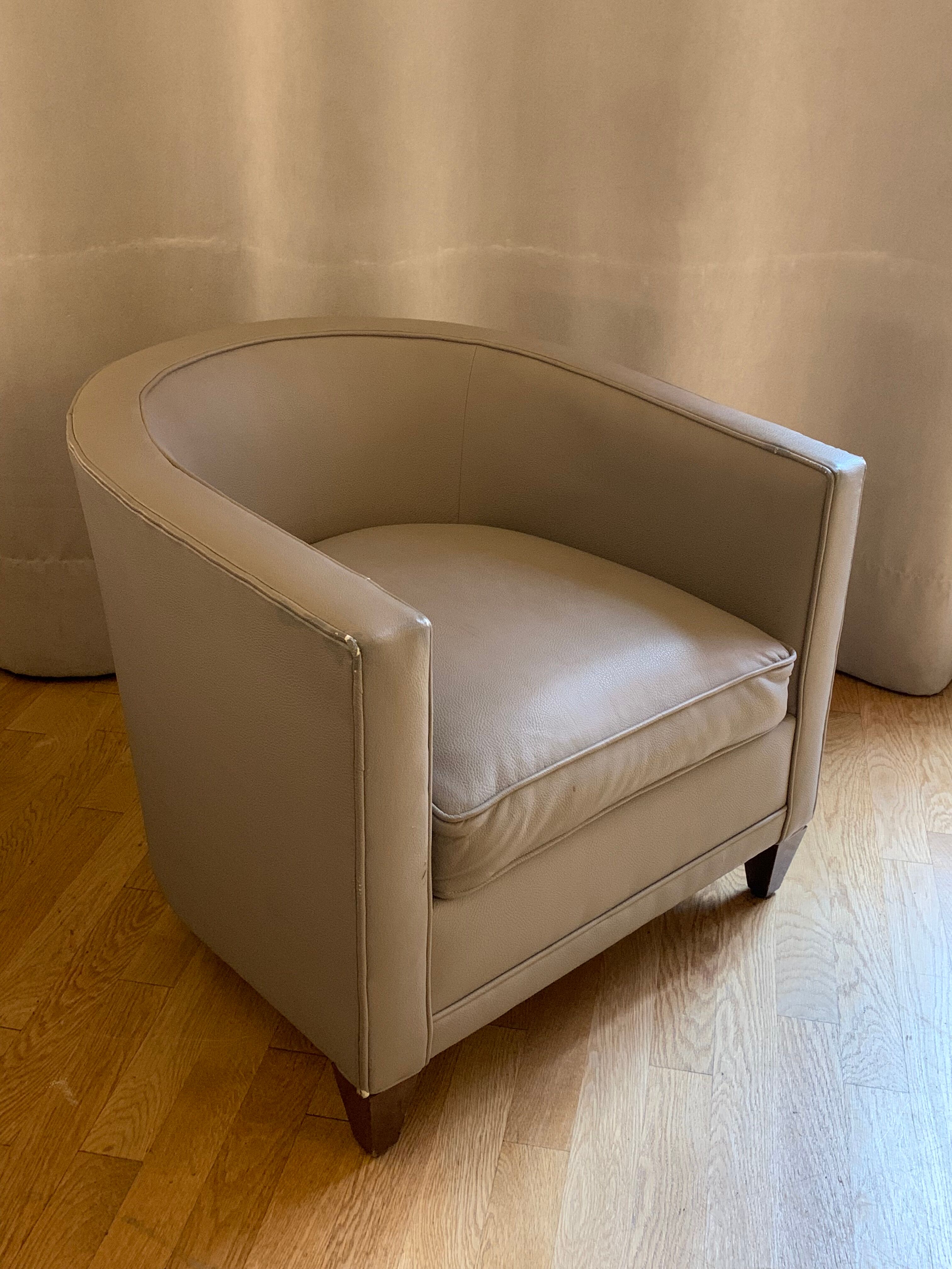 Fauteuil modèle Normandie Philippe Hurel taupe