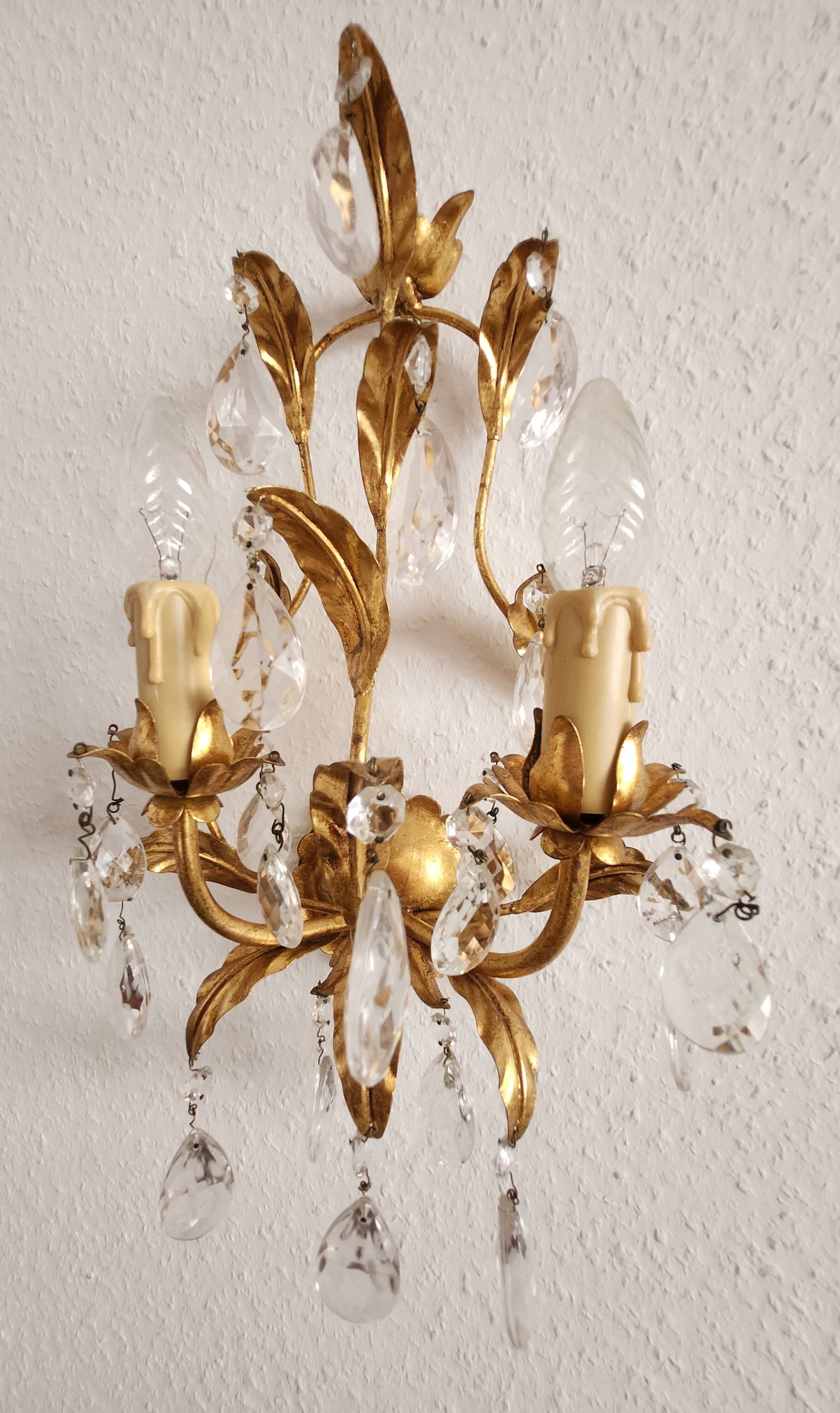 Hand-forged wall lamp gilded with gold leaf and crystals, Italy