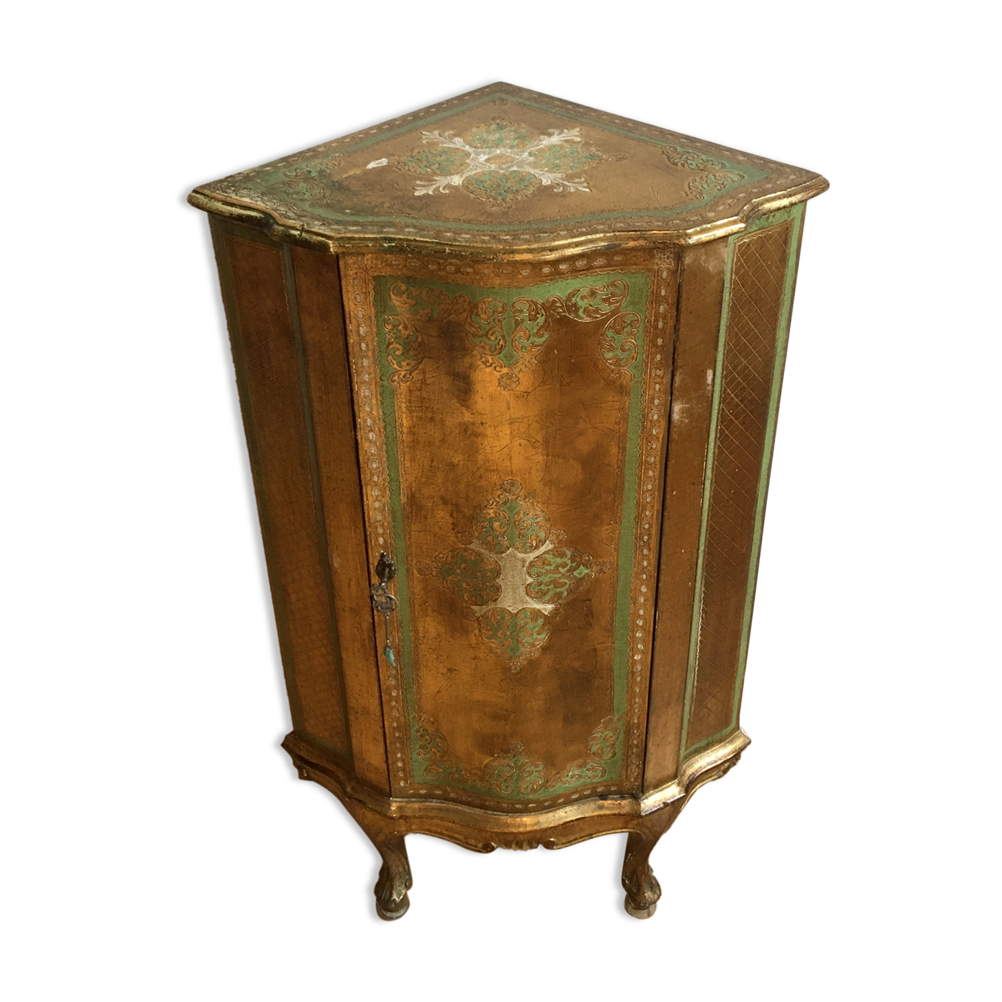 Venetian corner furniture