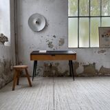 Console desktop feet compass 60s