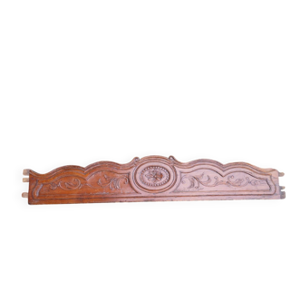 Carved wooden pediment from around 1800
