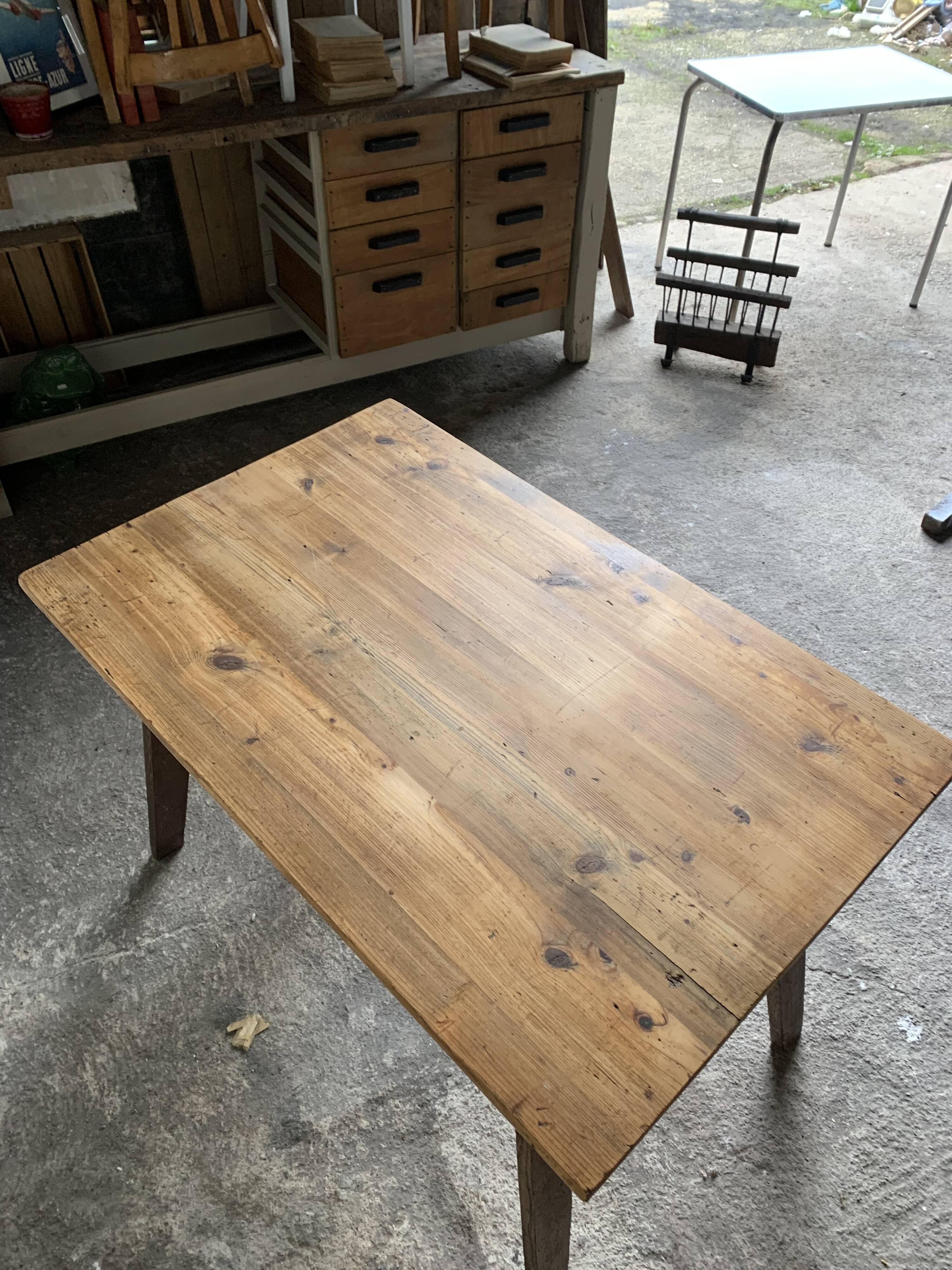 Table of the disaster victim René Gabriel