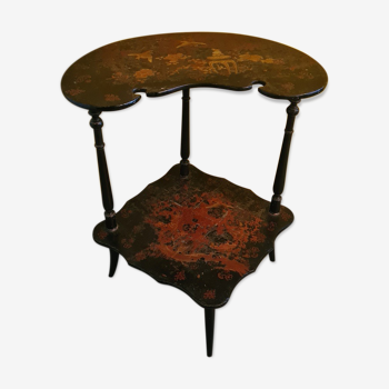 Antique Corner Table Japanese Lacquerware, late 1800s.