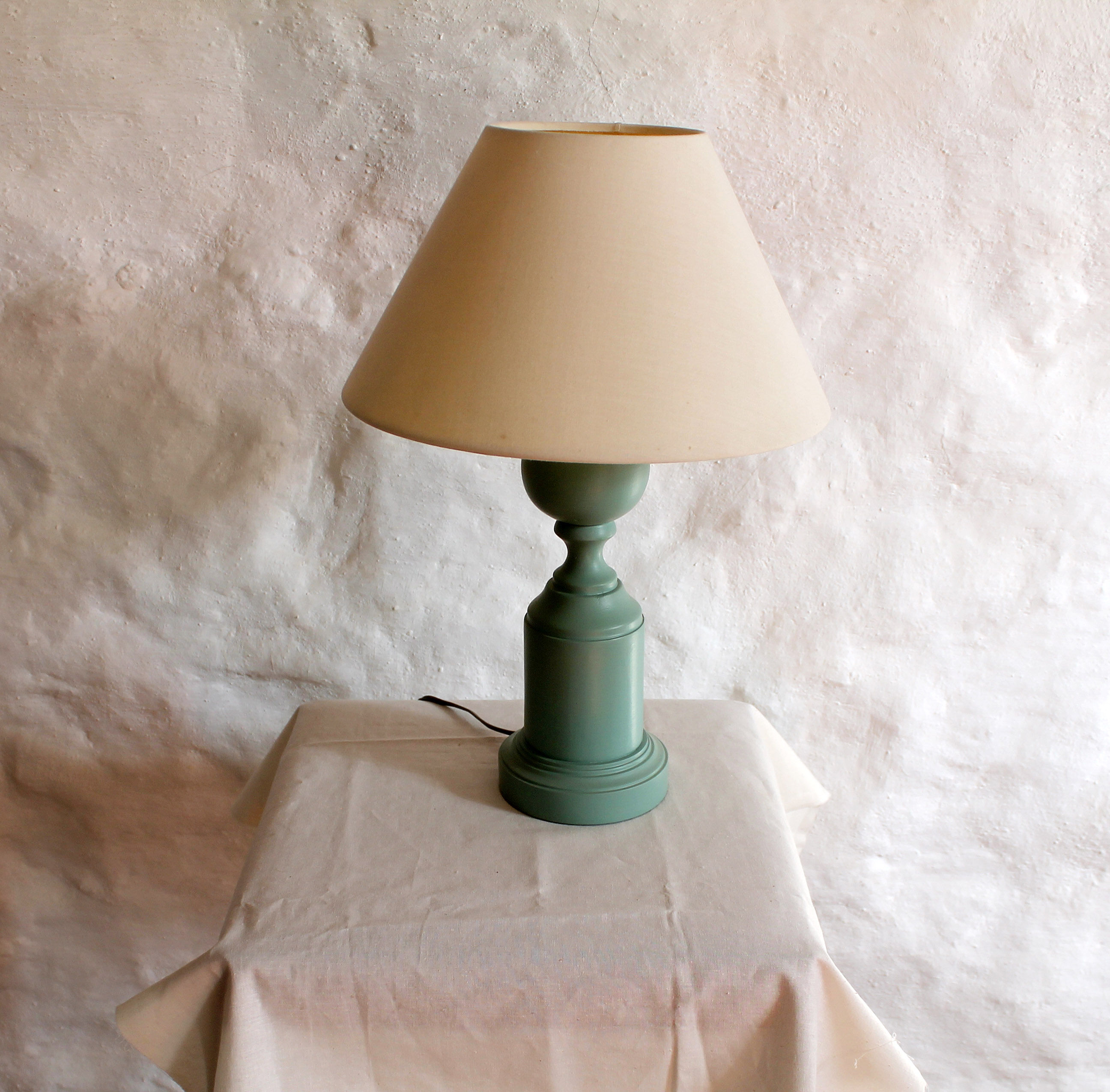 Green vintage lamp