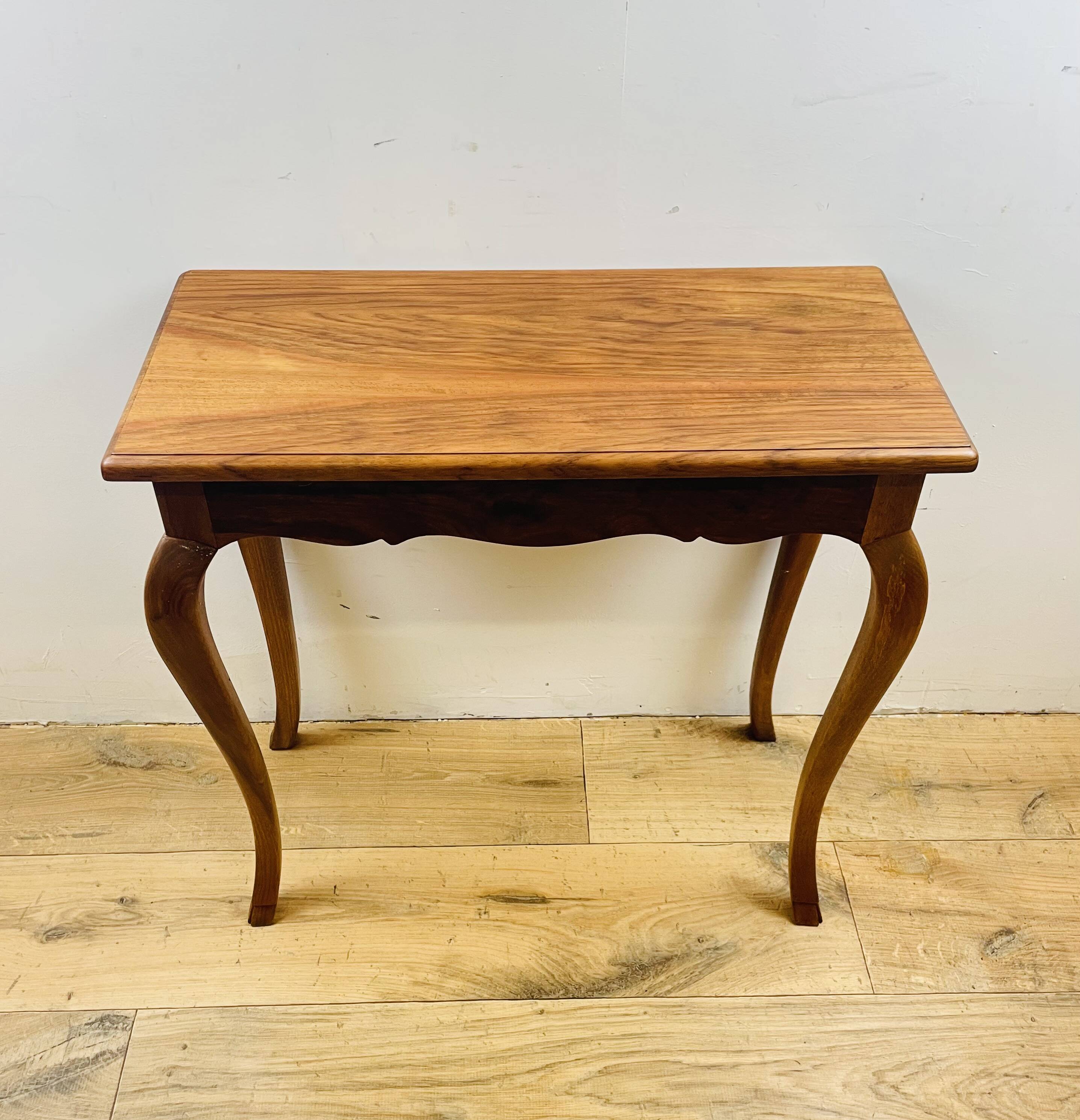 Louis XV style wooden side table-524006