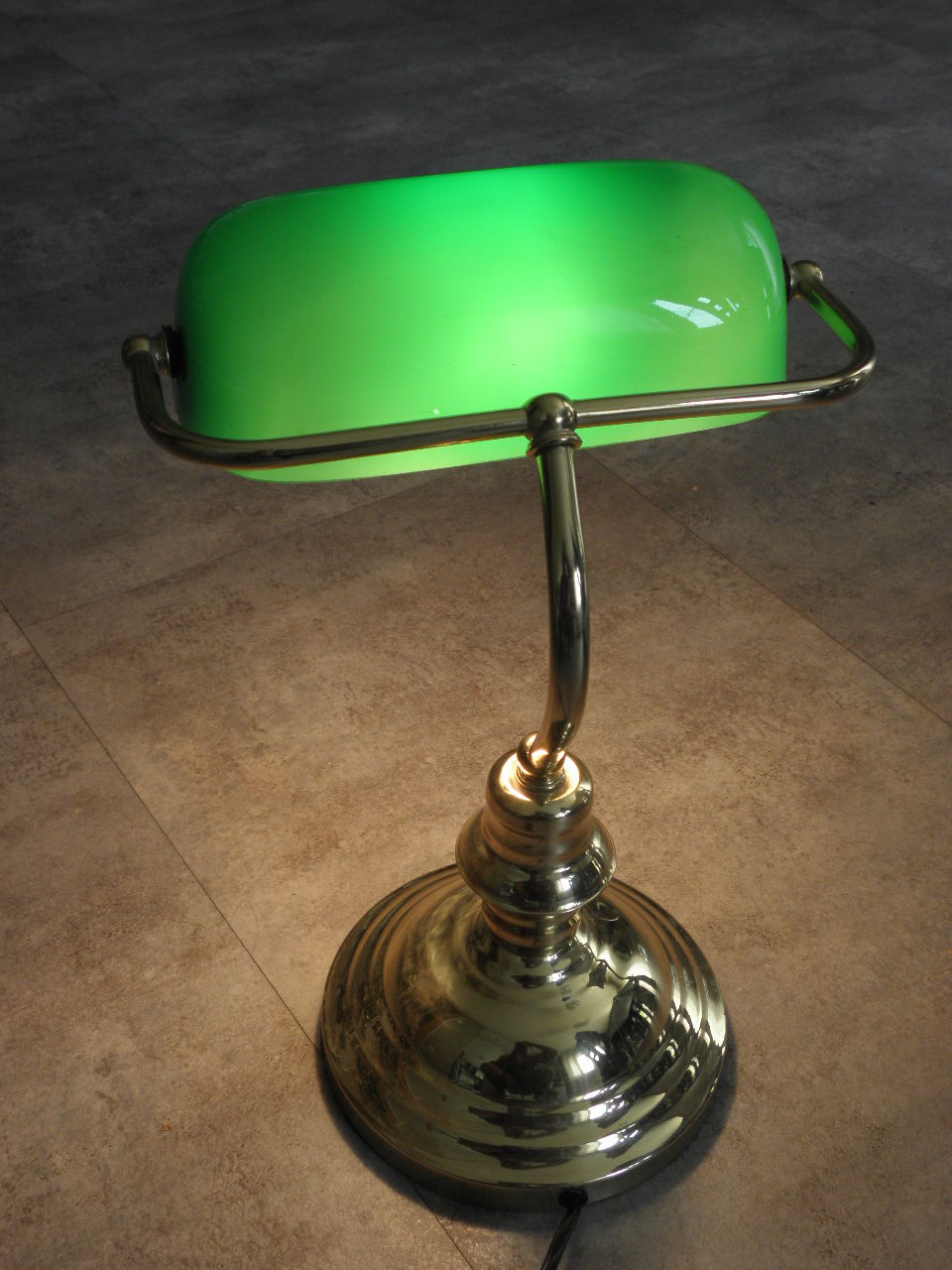 Green Glass Bankers Lamp