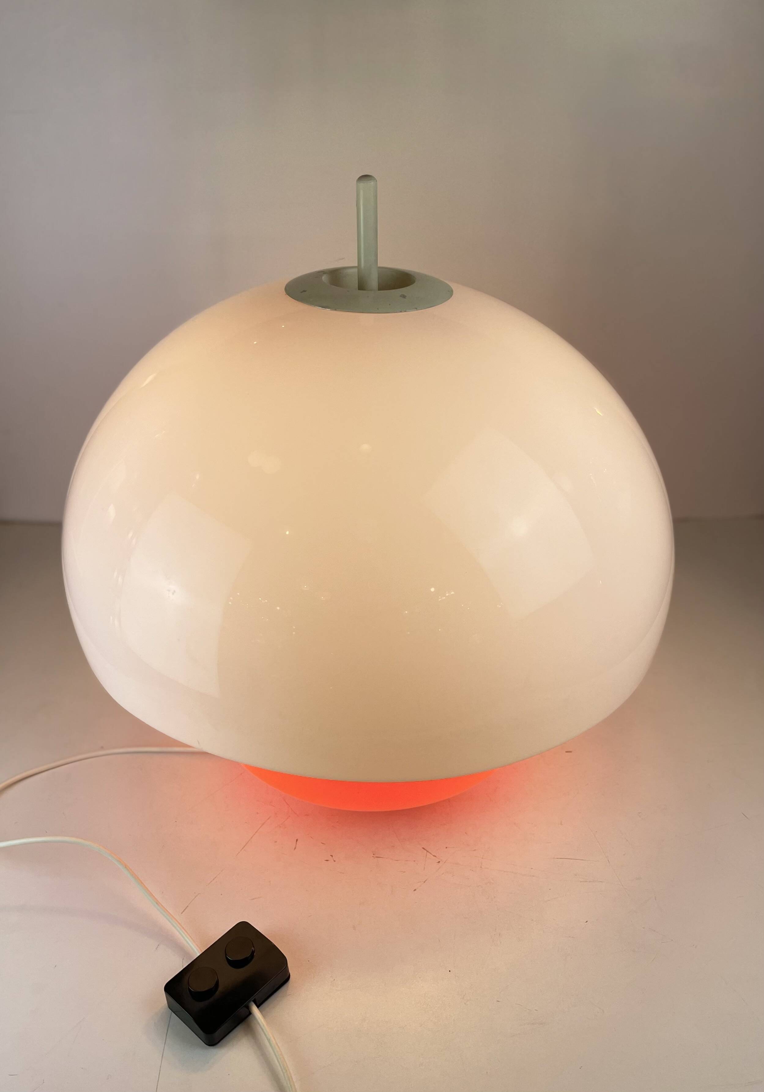 Table lamp in the style of Martinelli Luce, 1970s.