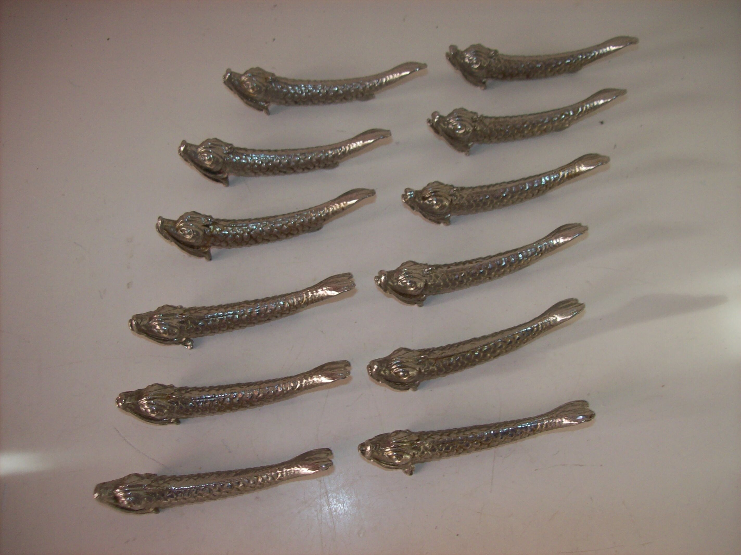 Set of 12 knife holders