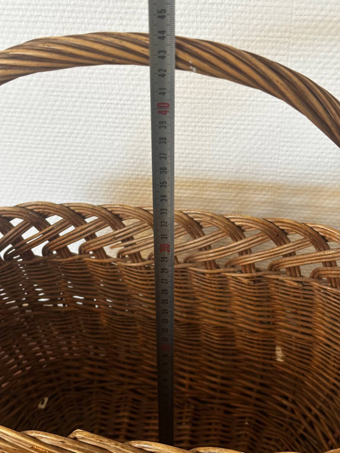 Vintage 1950s wicker basket