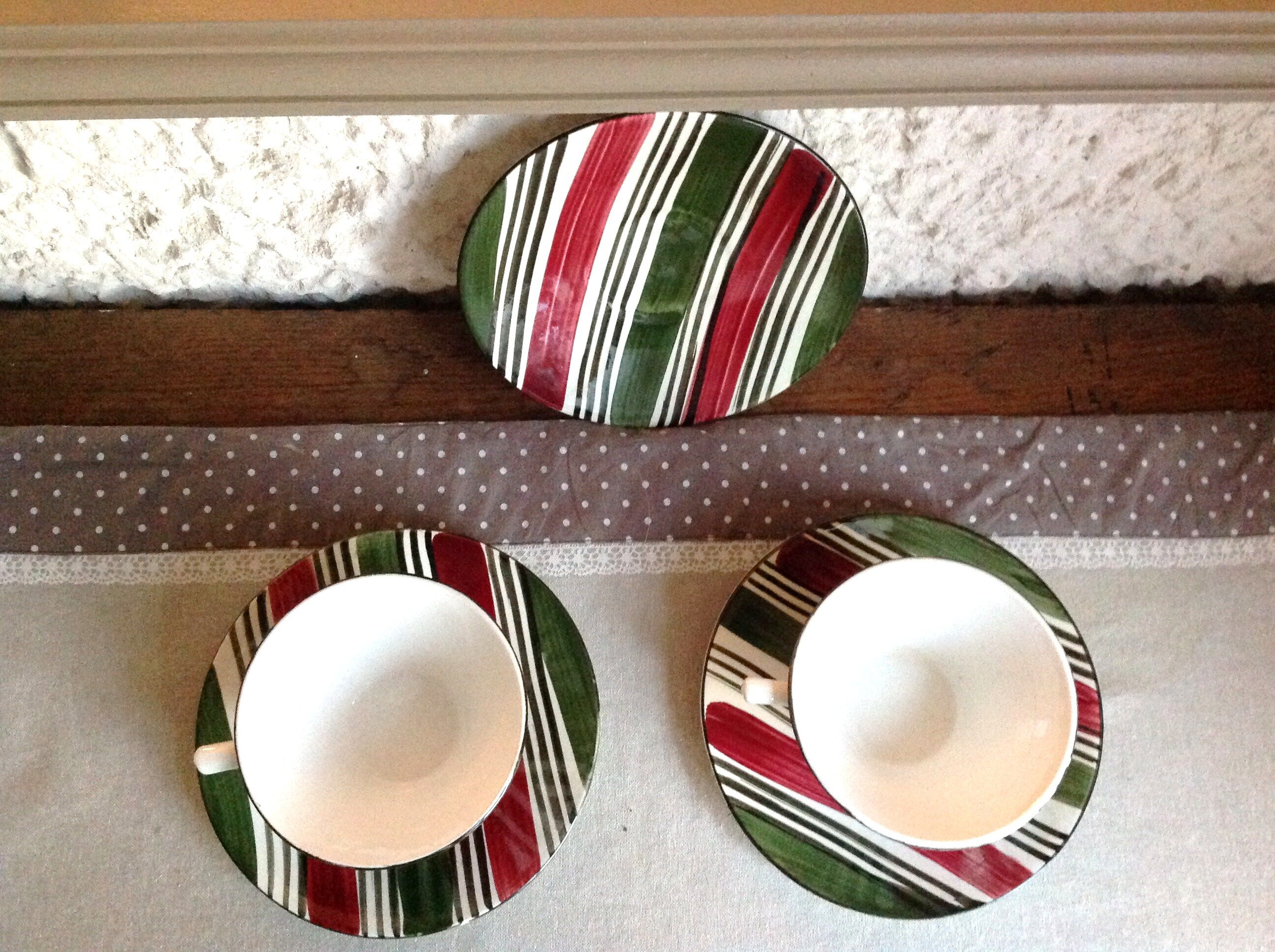 Cups and saucers polychrome Sarreguemines decoration Feria, vintage 30s-50s