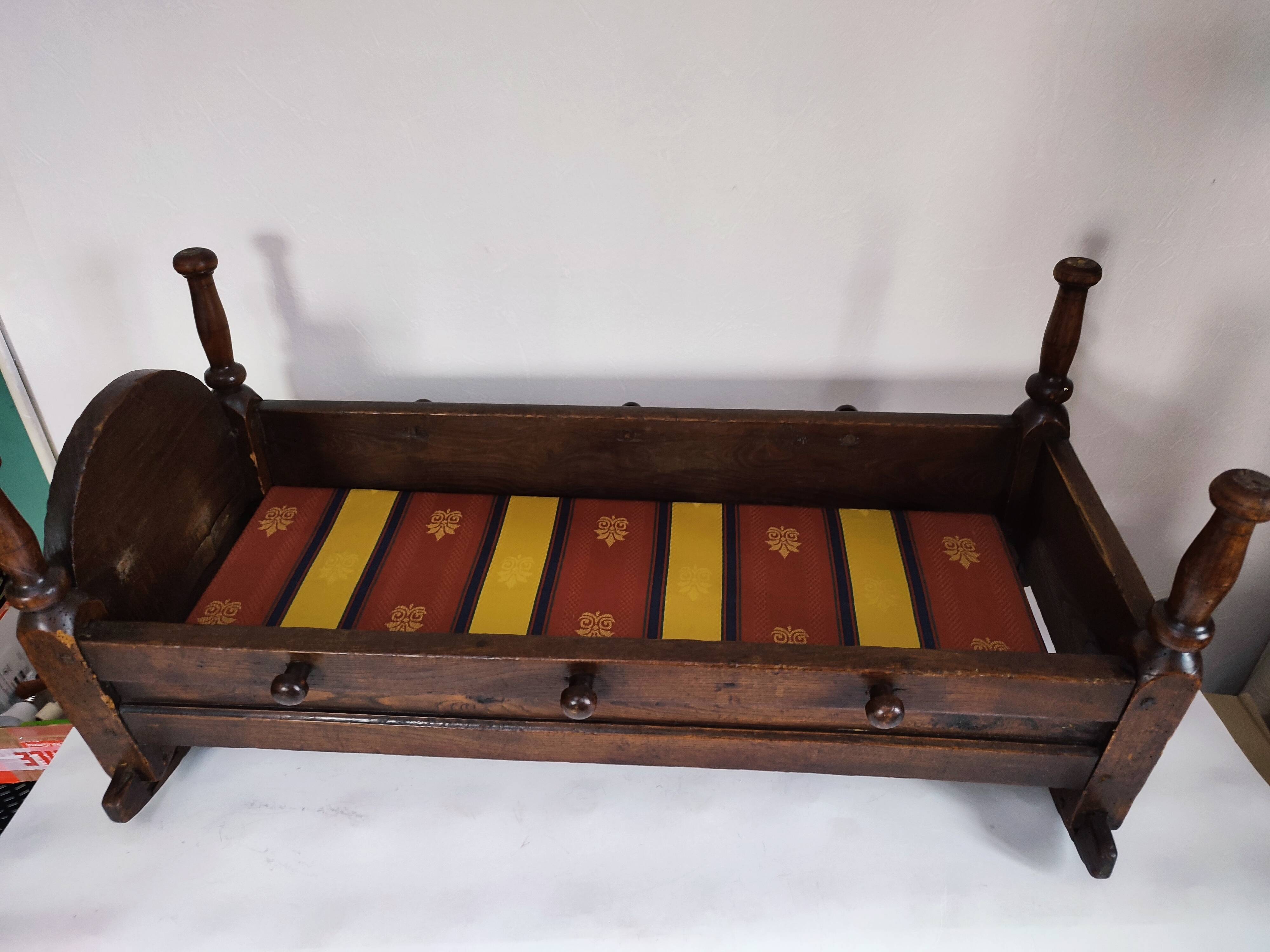 Rocking cradle XIXth