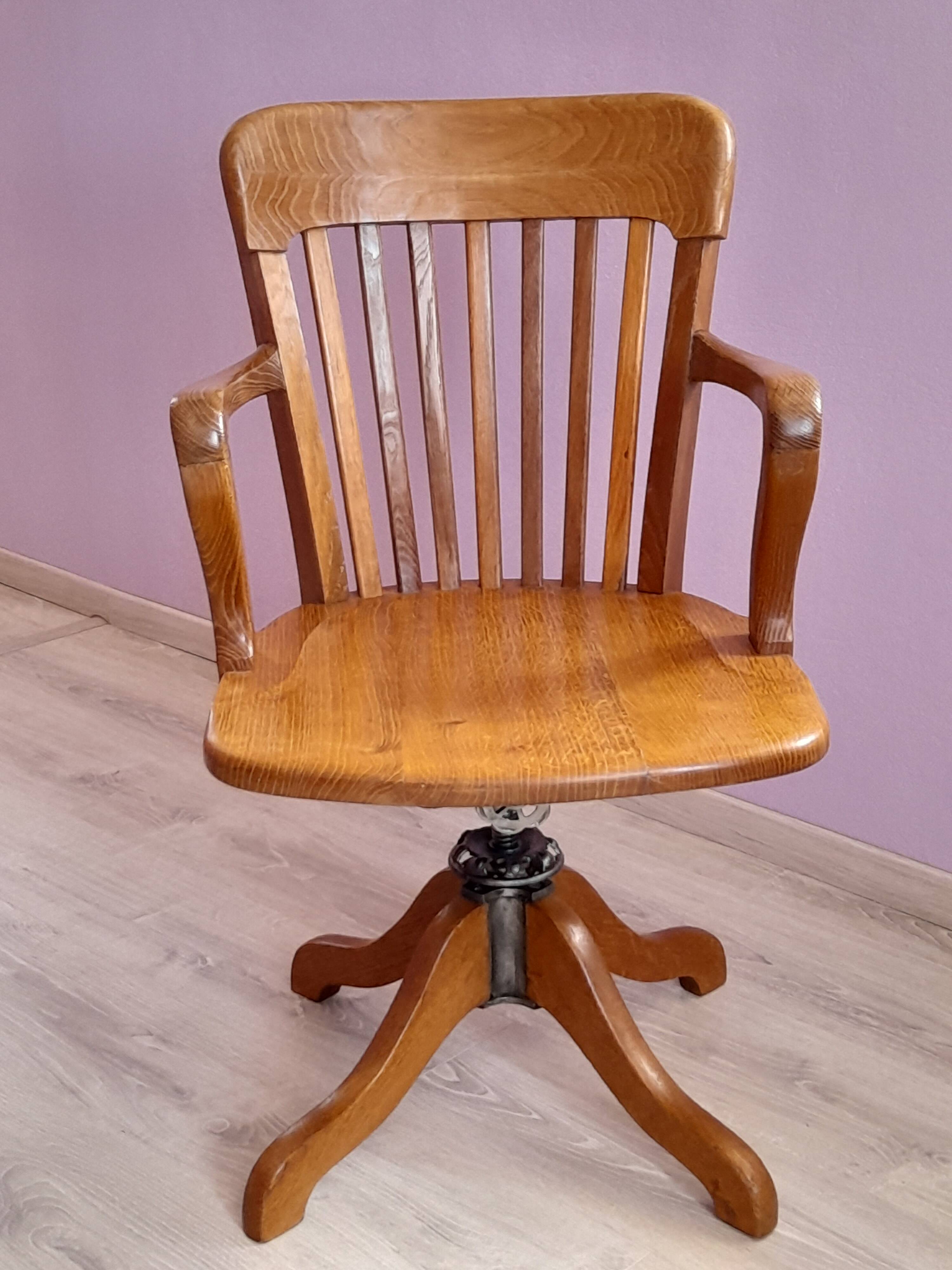 Swivel office chair from around 1940