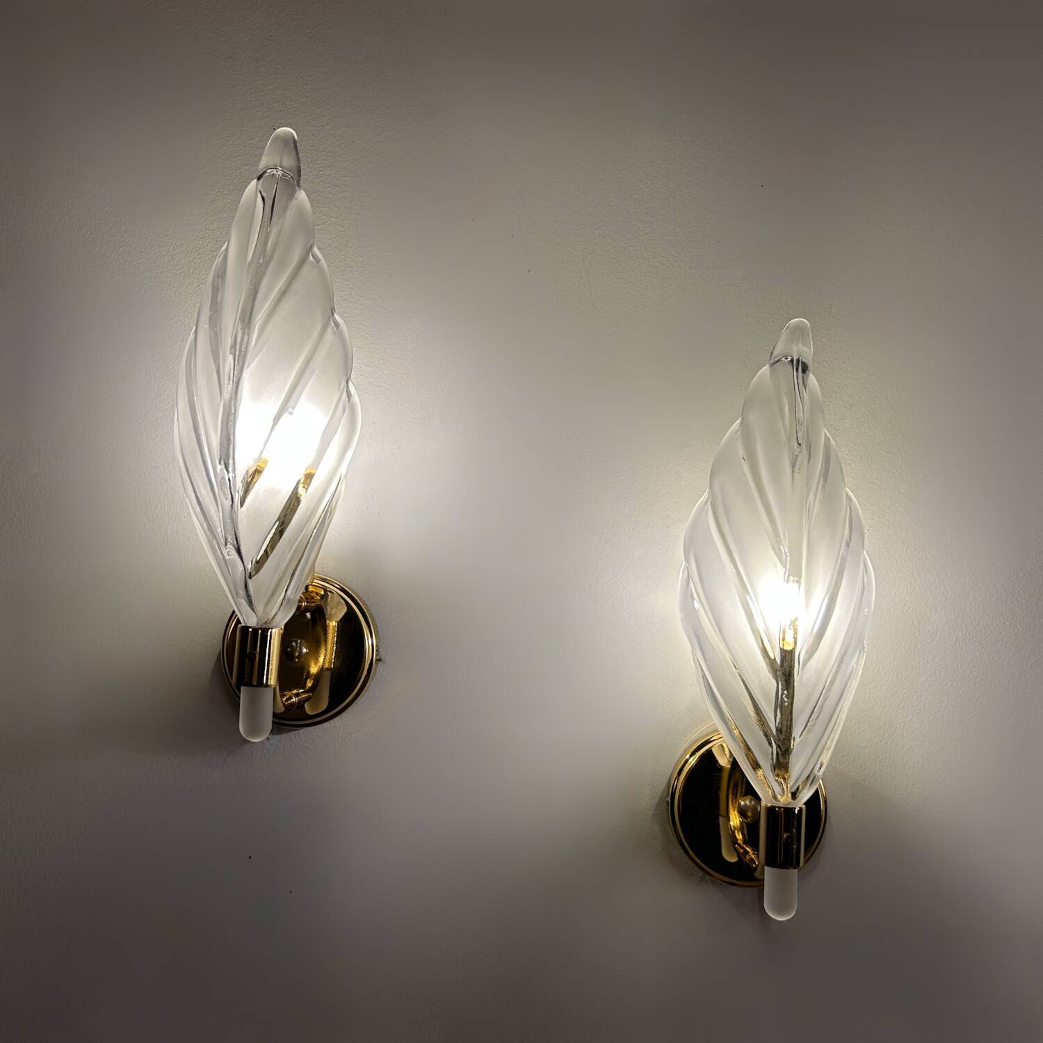 Italian design glass leaf wall lights from the 80s (X2)