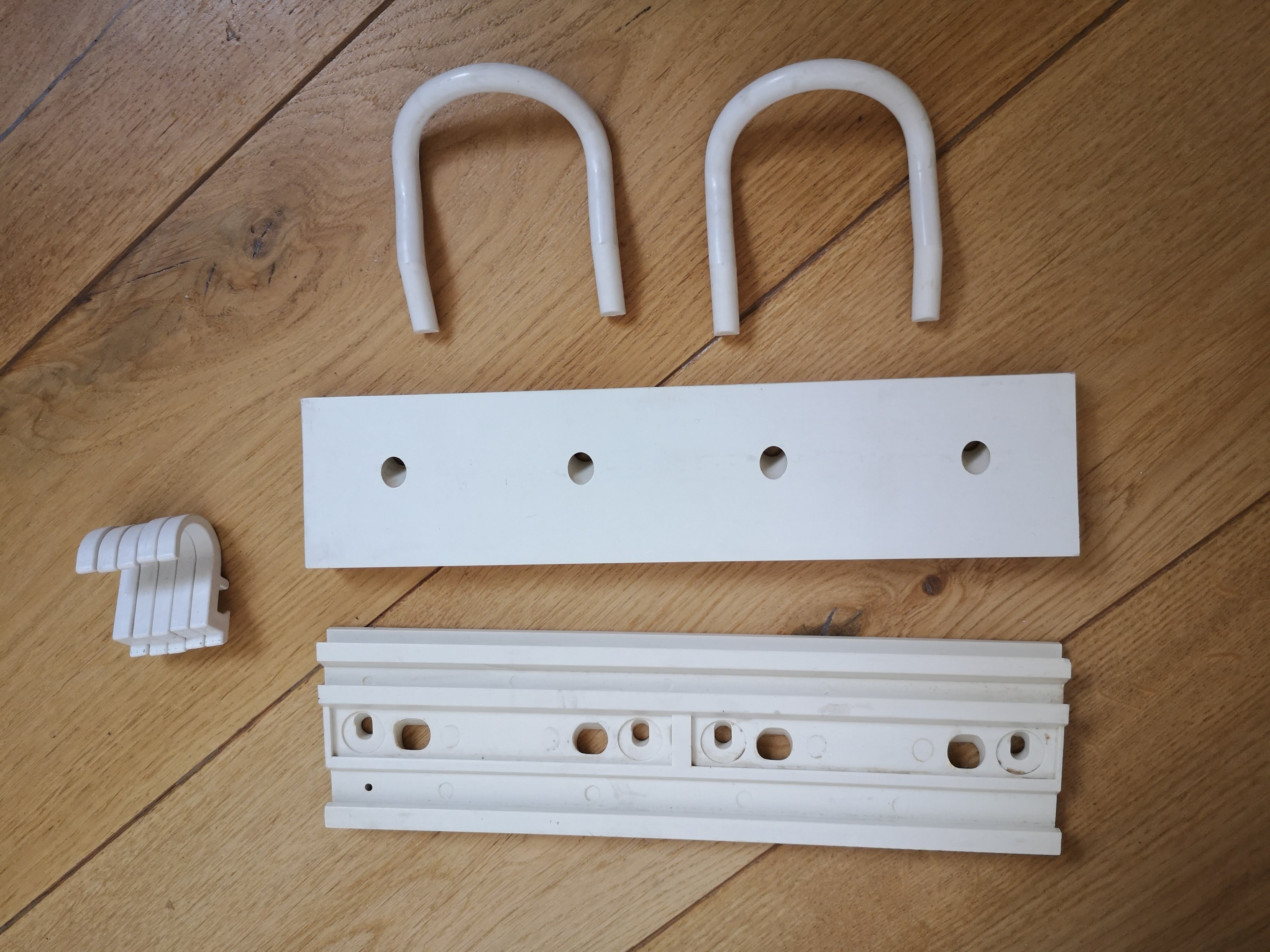 Wall coat rack 2 pads Kartell design vintage plastic white