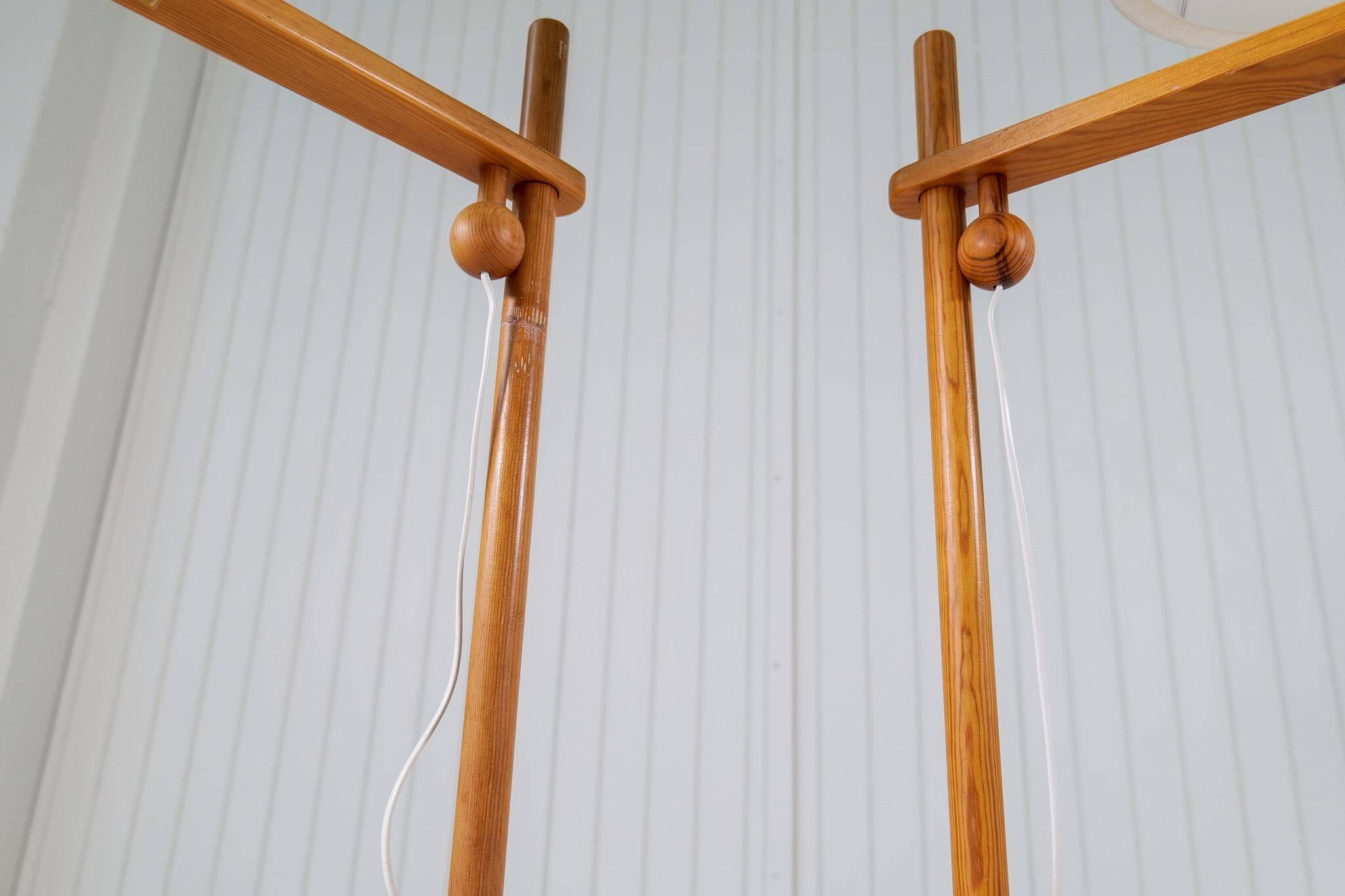 Sculptural modern floor lamps in pine, Yngve Ekström Sweden 1970s