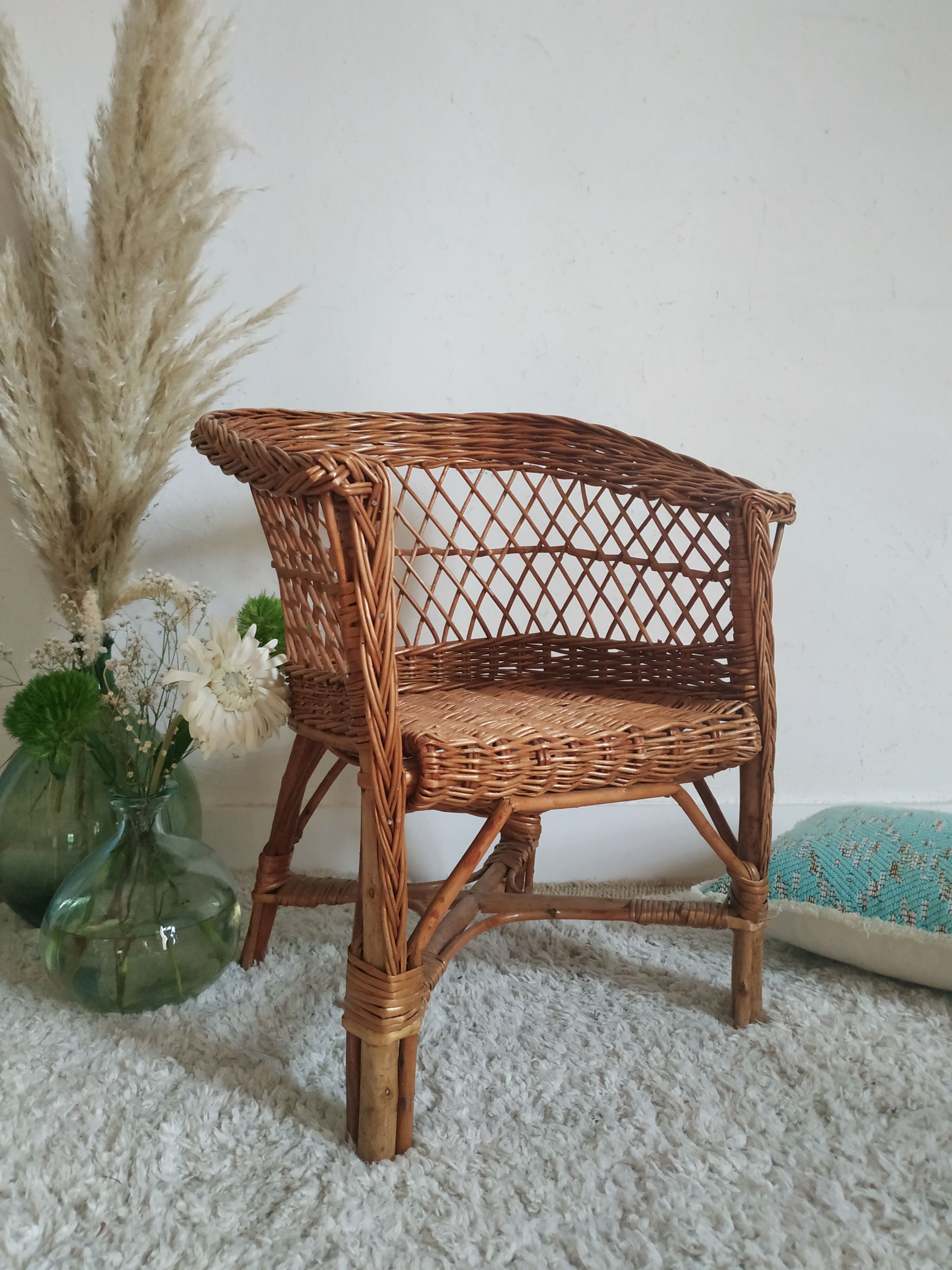 Vintage wicker child chair