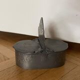 Saliere et poivrier en etain