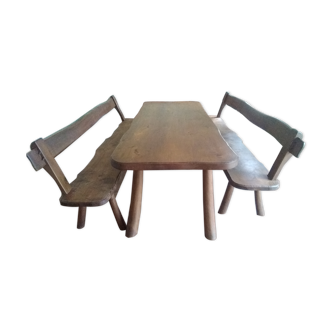 Table and benches in solid oak