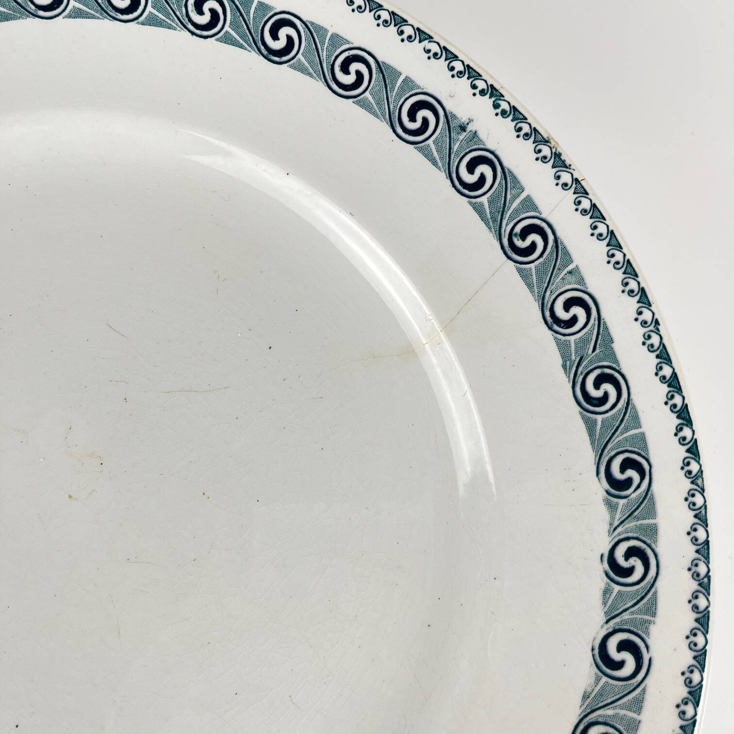 Large round dish "Rachel" Moulins des loups & Hamage, iron earth, 20th century