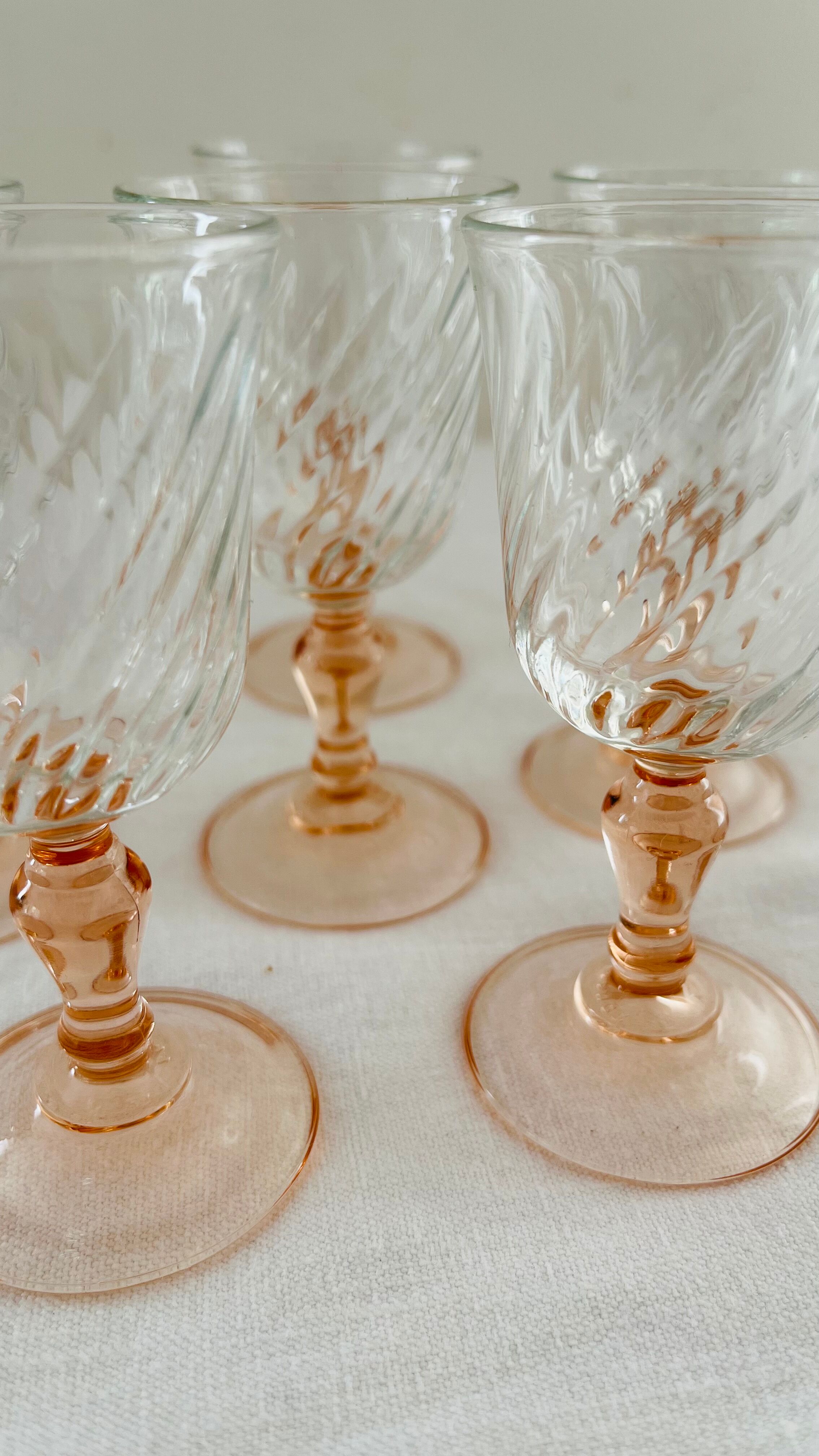 Set of 6 luminarc pink wine glass