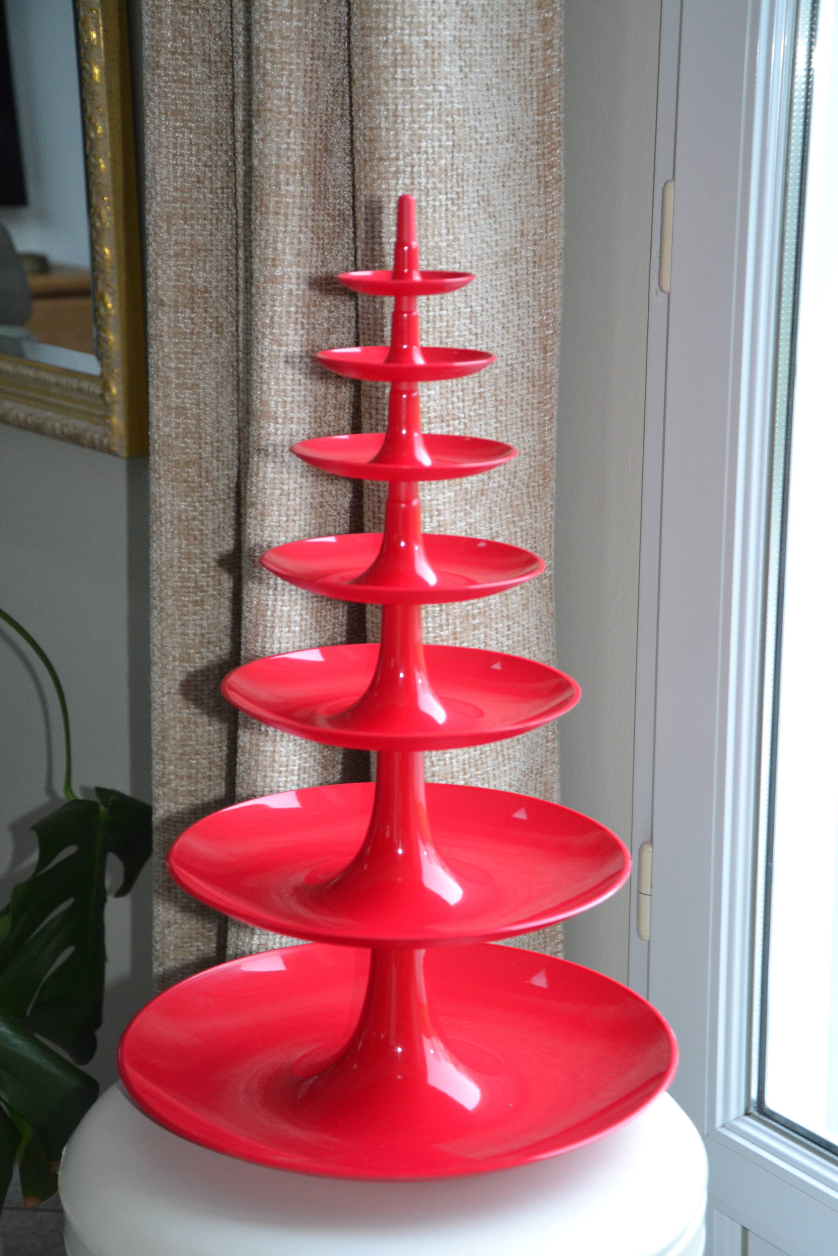 Babel tower/fruit or dessert stand