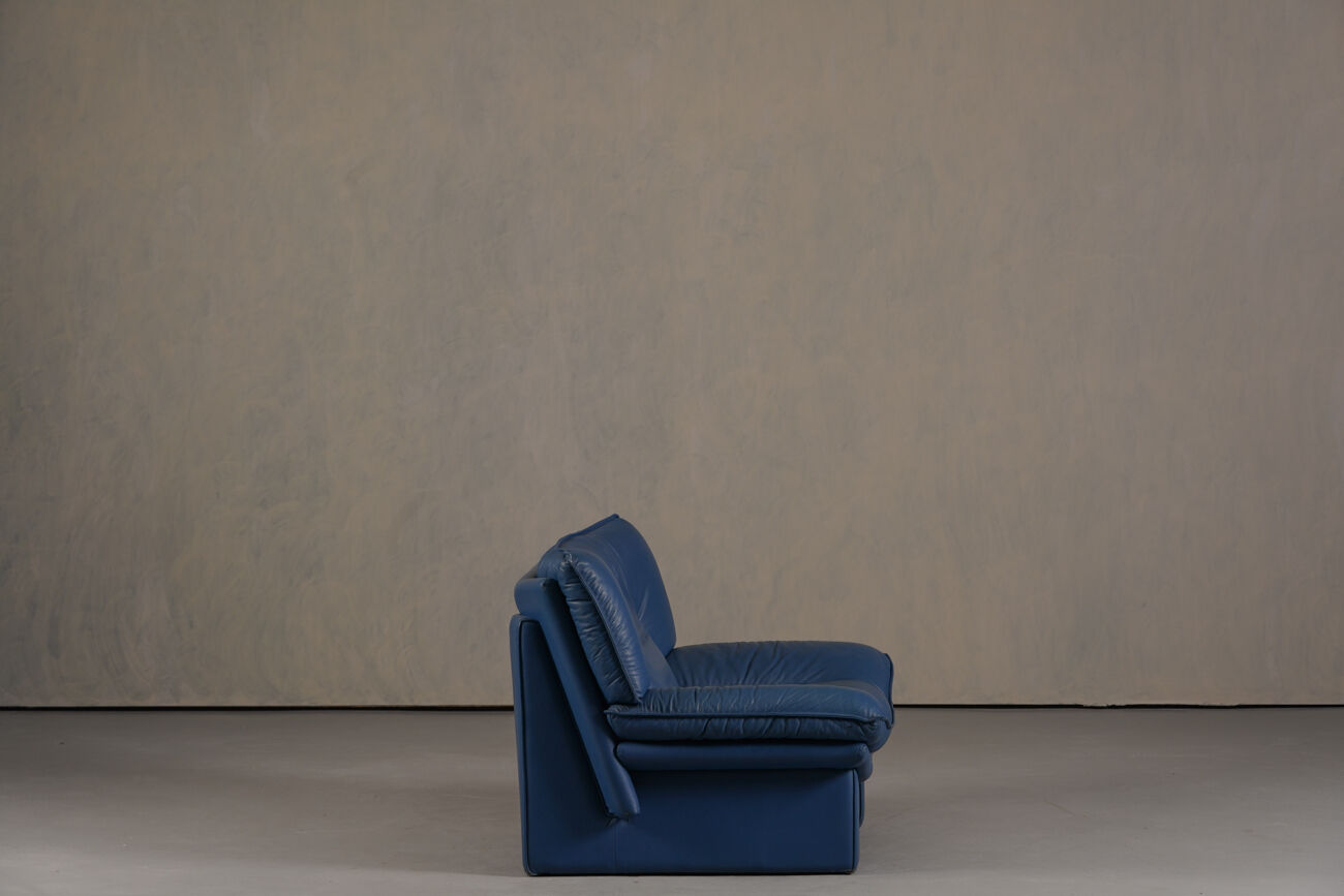 Nicoletti Salotti post-modern leather armchair, Italy 1980s