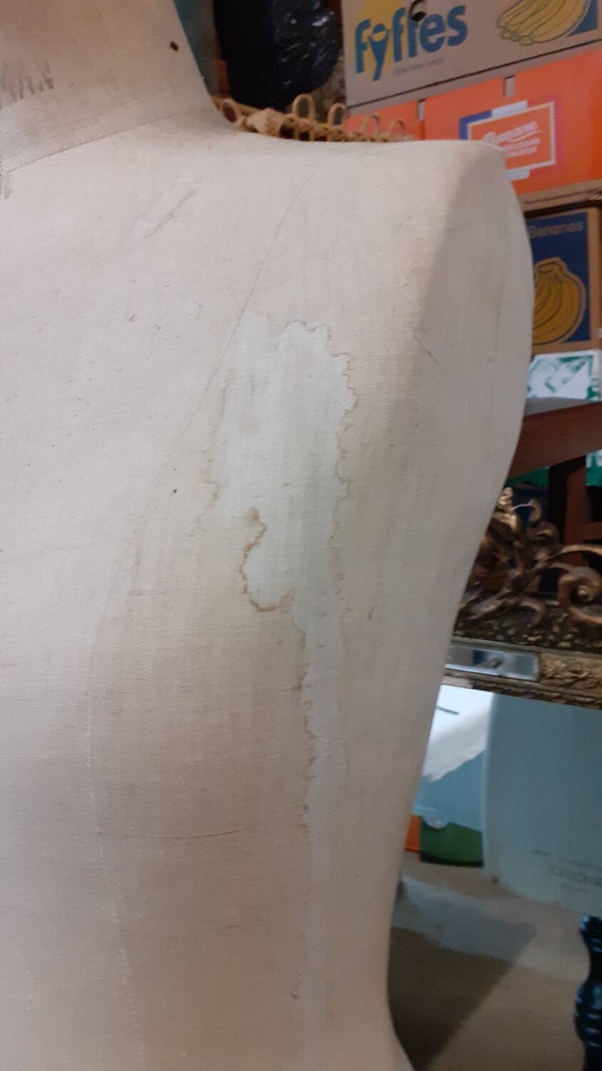 Sewing manequin